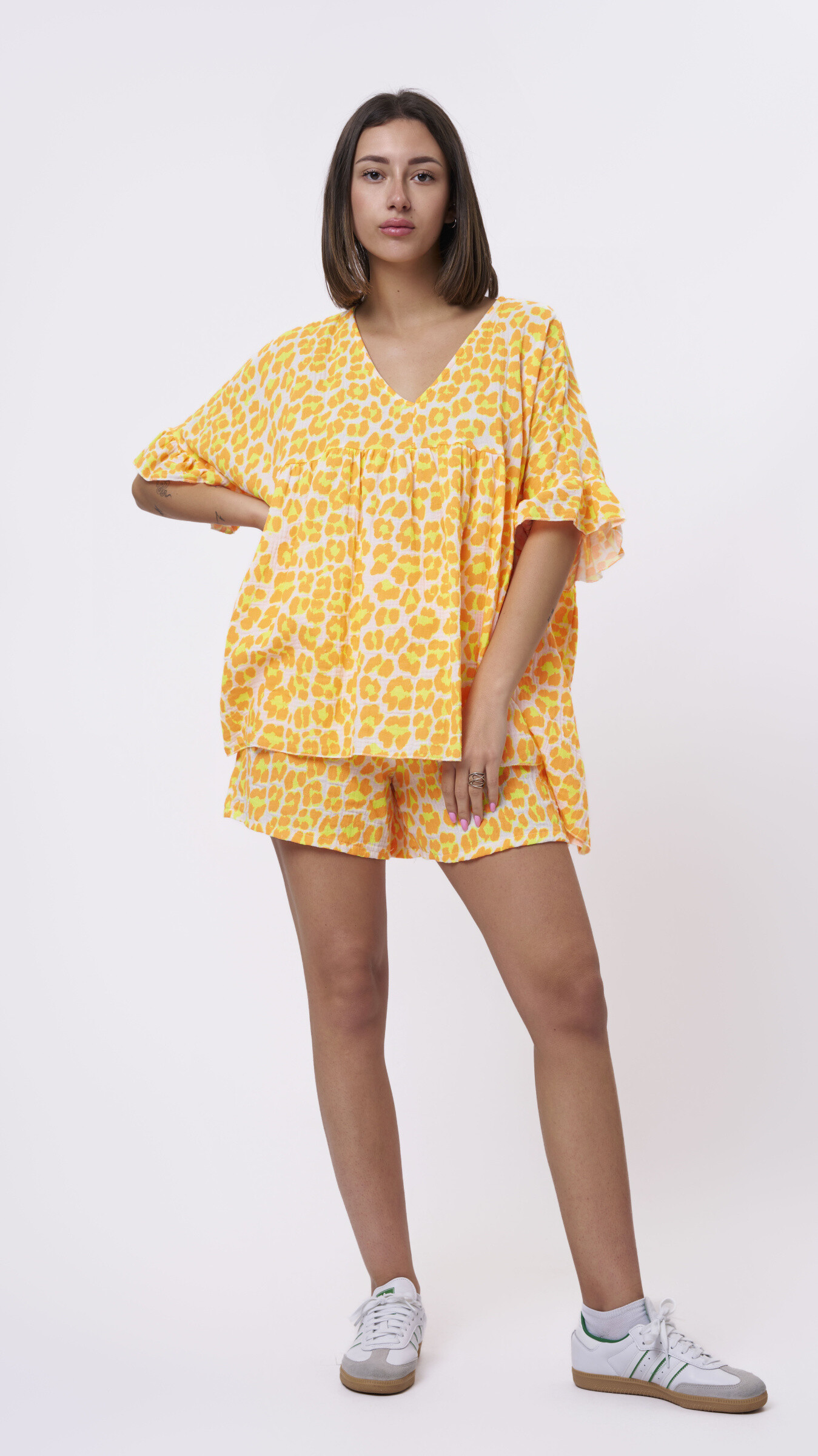Grossiste 5STAR - Blouse / chemise large manches courtes et V -neck