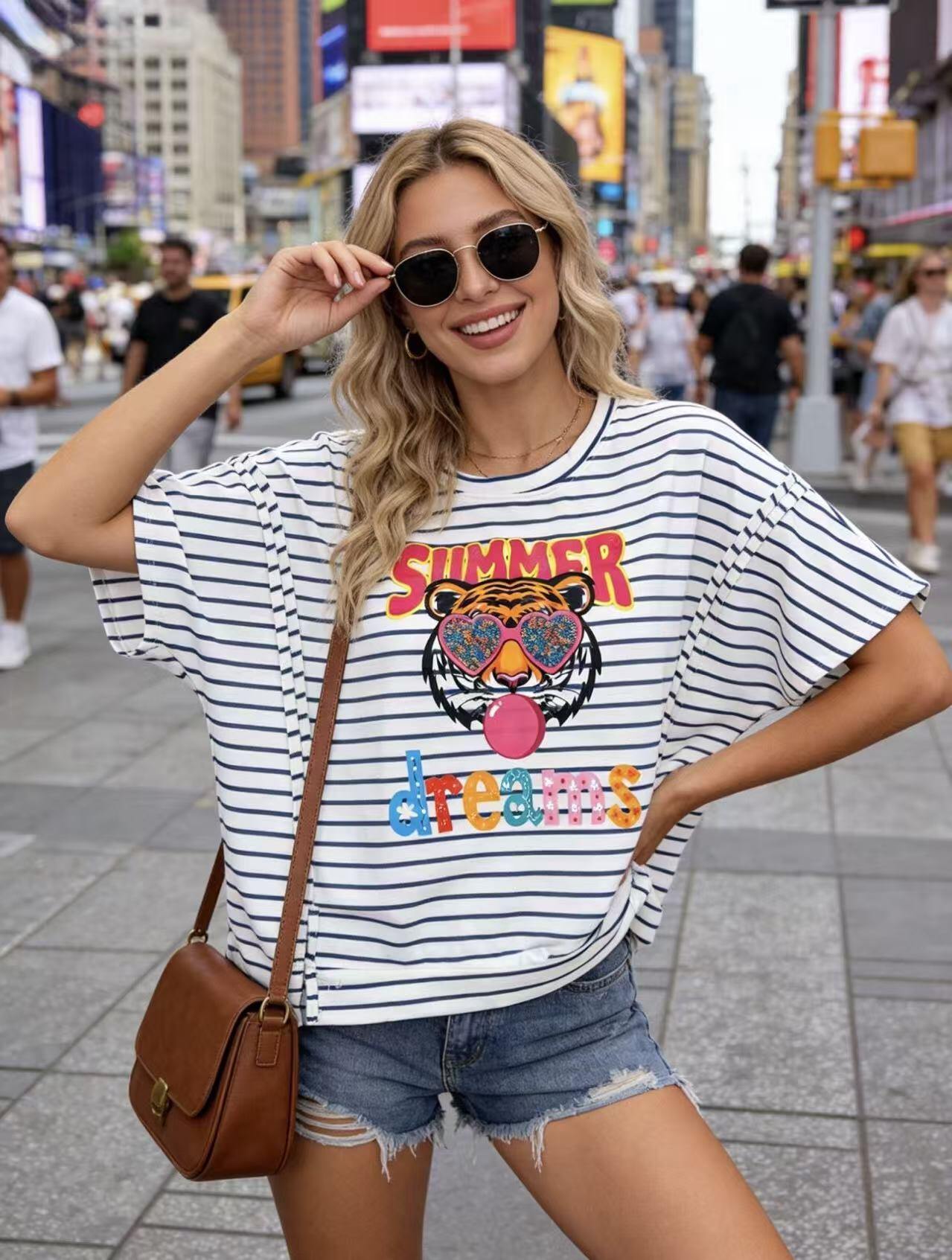 Mayorista 5STAR - Camiseta a rayas con estampado