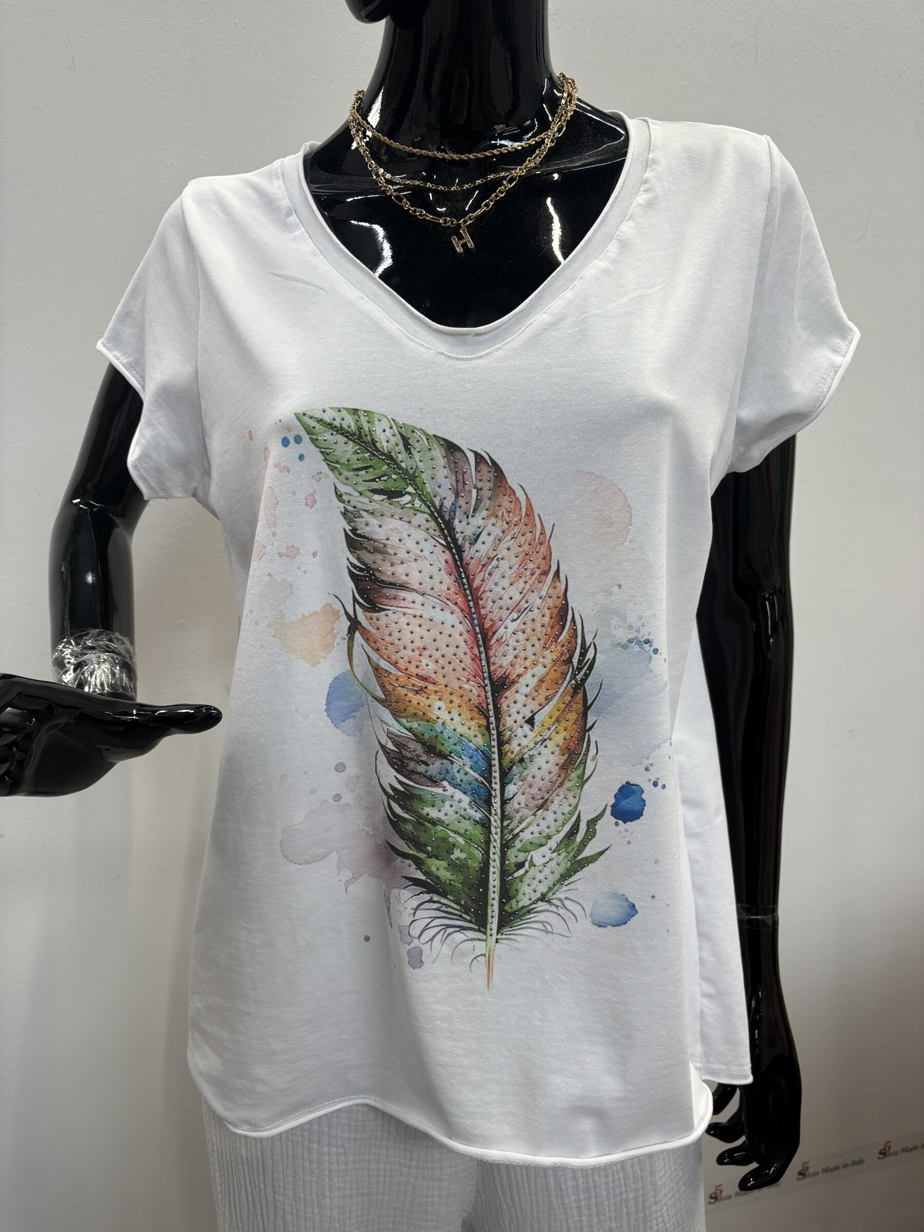Wholesaler 5STAR - White shirt short sleeves with multicolored stylized feather printing