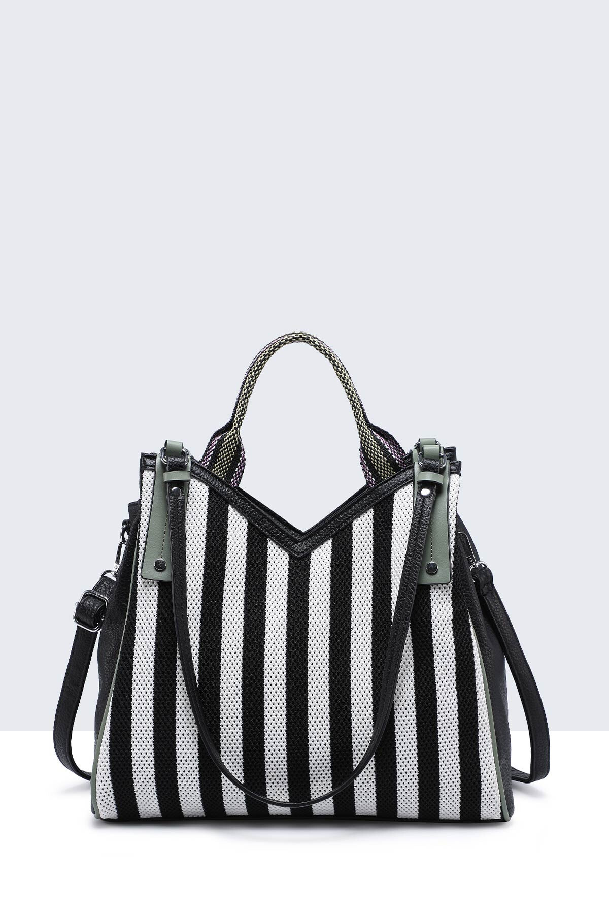 Wholesaler A&E - B55026-BV Trapeze-shaped handbag