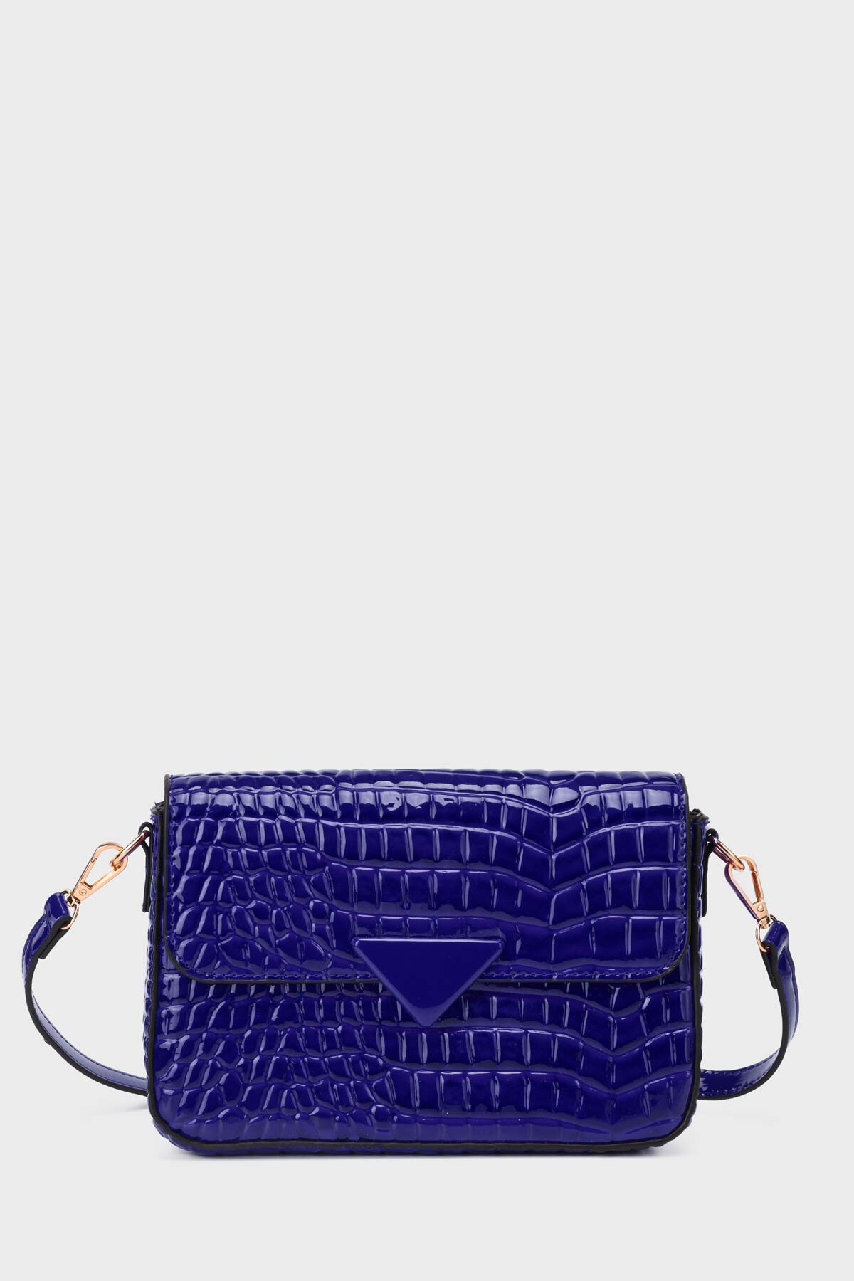 Wholesaler A&E - 11058-BV Patent crocodile shoulder bag with flap