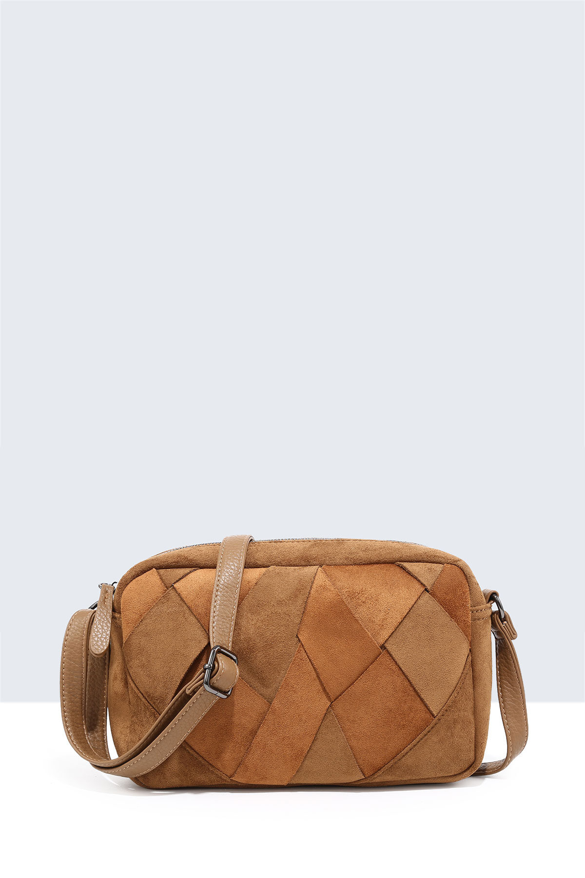 Wholesaler A&E - BV-29083 Nubuck effect patchwork shoulder bag