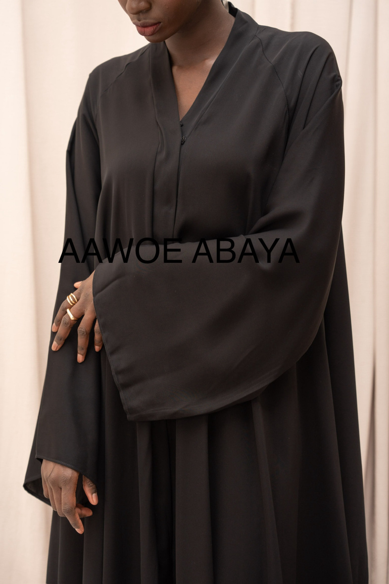 Wholesaler Aawoe Paris® - Abaya Nour in Nidha Fabric - Elegance and Comfort