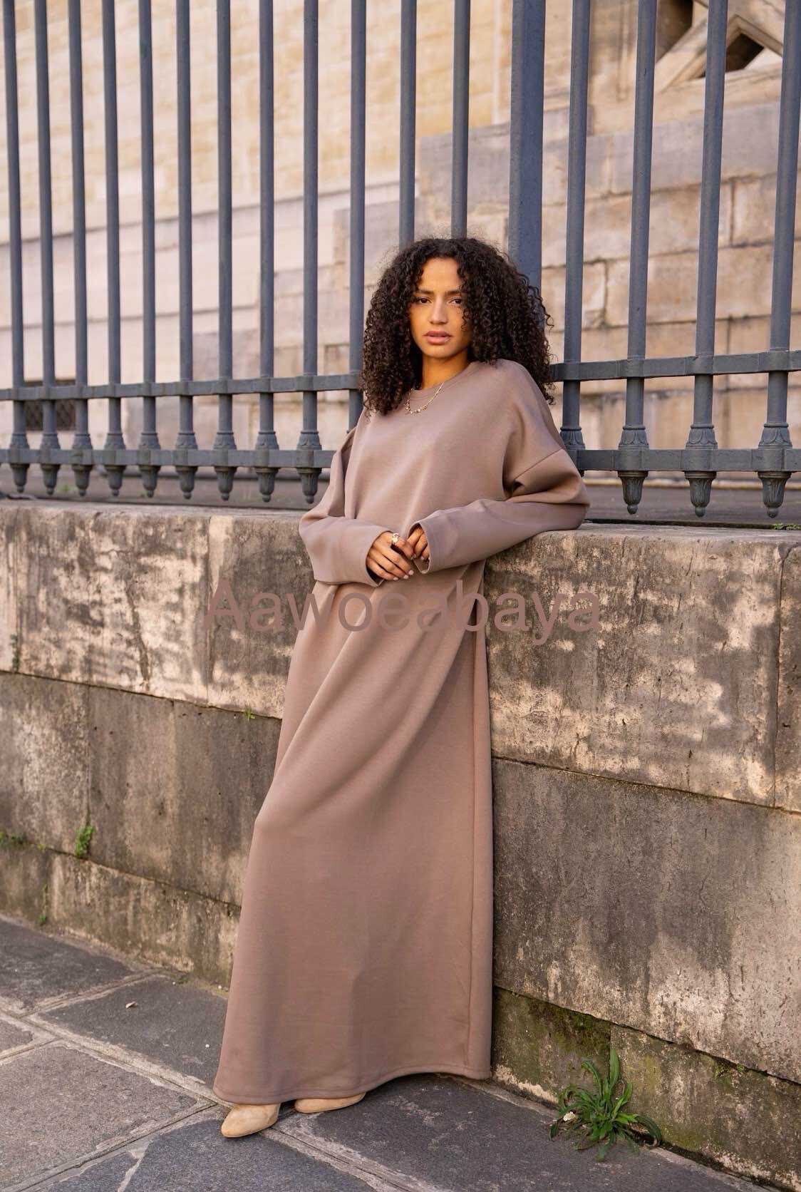 Wholesaler Aawoe Paris® - Long flowing abaya with wide sleeves for an elegant style