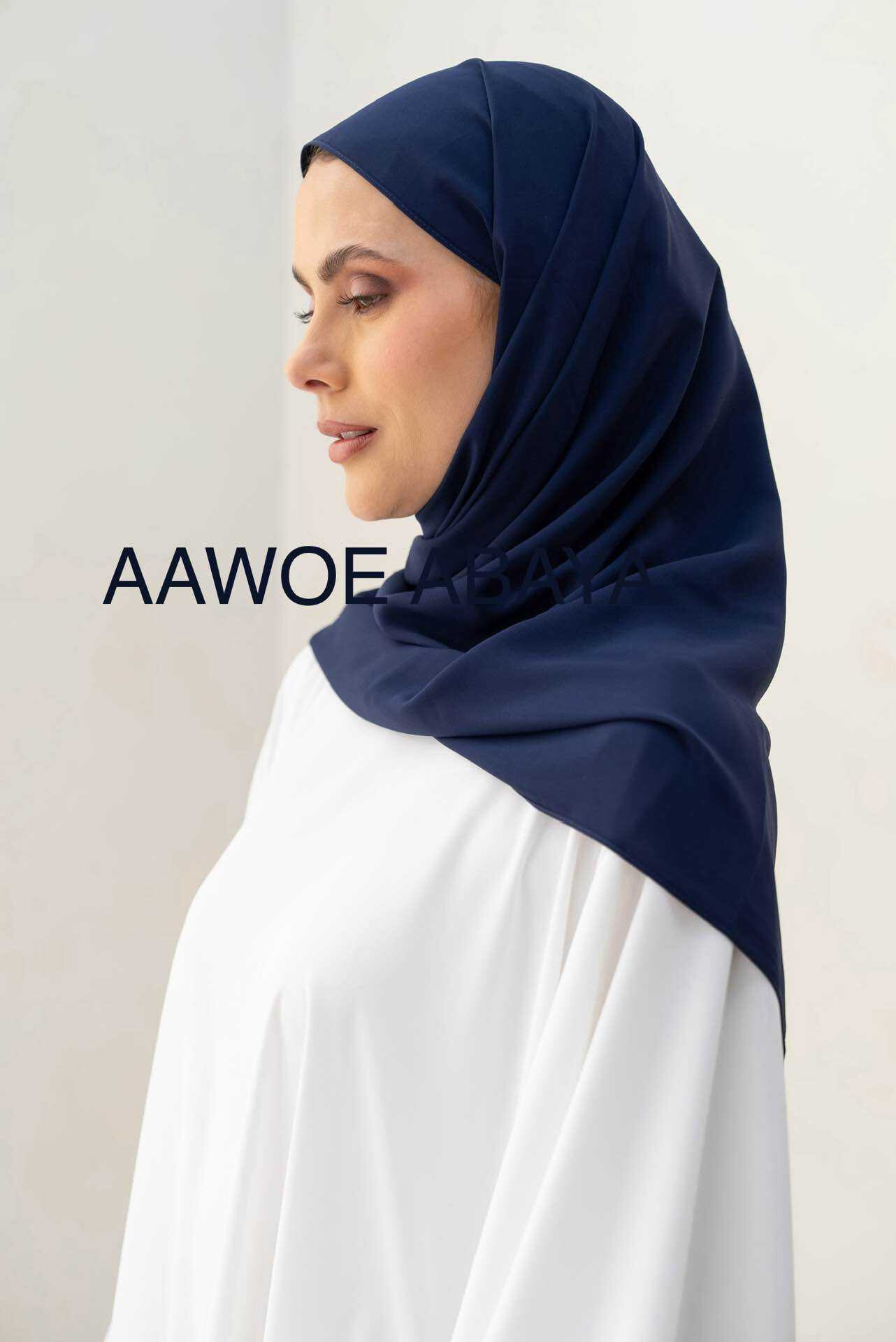 Wholesaler Aawoe Paris® - Elegant shawl in fluid fabric