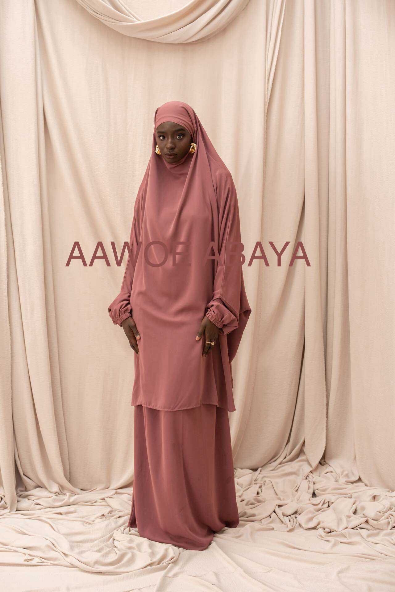 Grossiste Aawoe Paris® - Jilbab Deux Pièces avec Jupe - Soie de Médine, Adapté pour 1m70