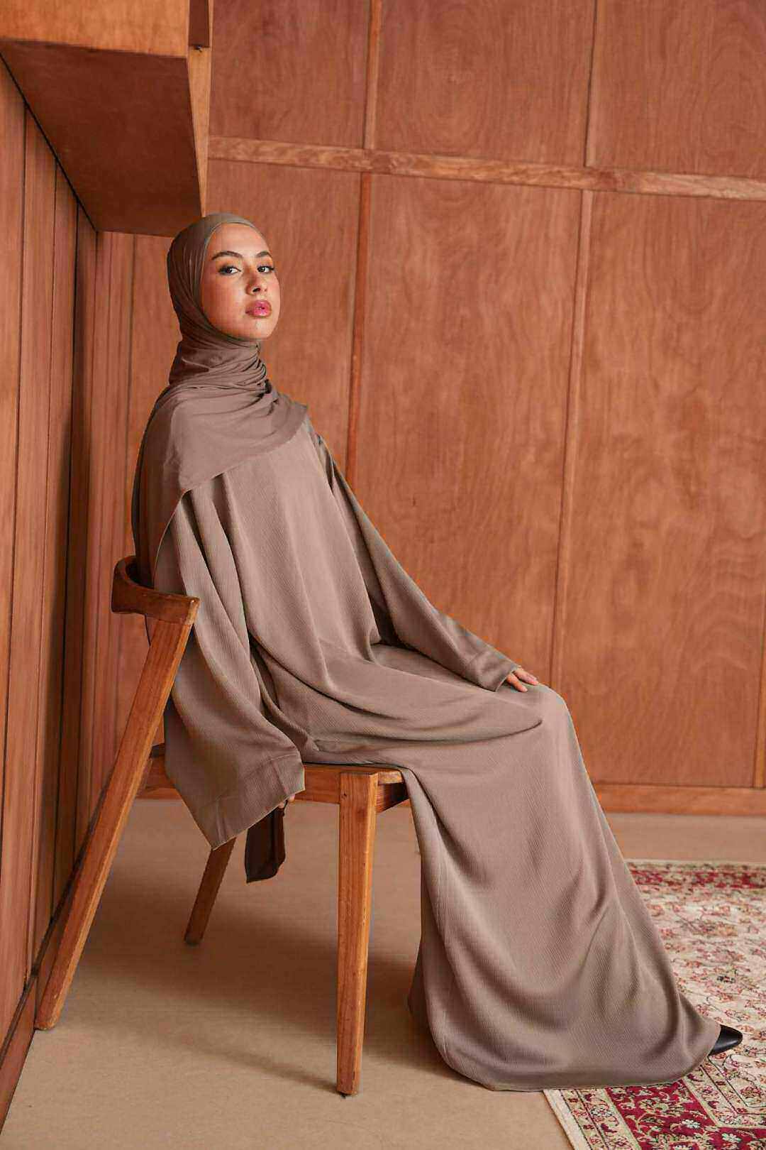 Grossiste Aawoe Paris® - Robe Abaya Élégante