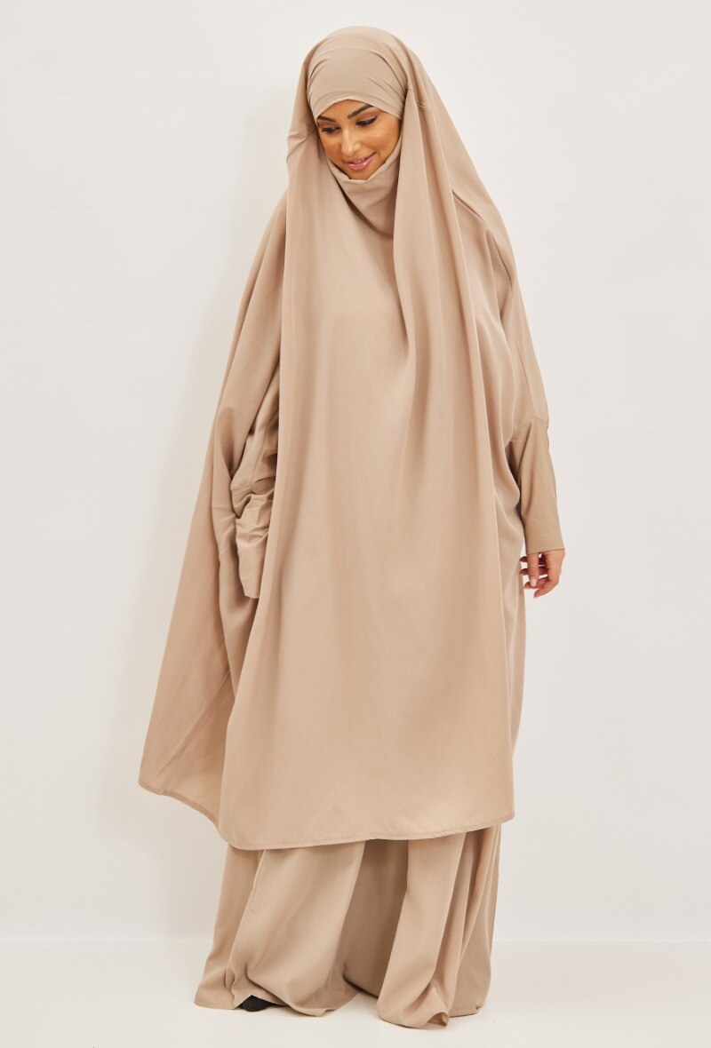 Grossiste Aawoe Paris® - Jilbab avec Jupe et Manches Lycra - Matière Microfibre