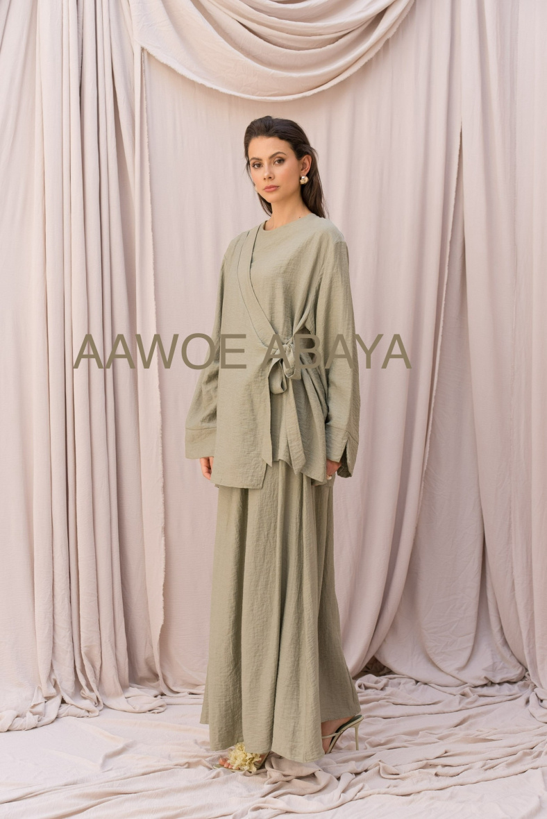 Grossista Aawoe Paris® - Abito in lino con top a nodo e gonna lunga