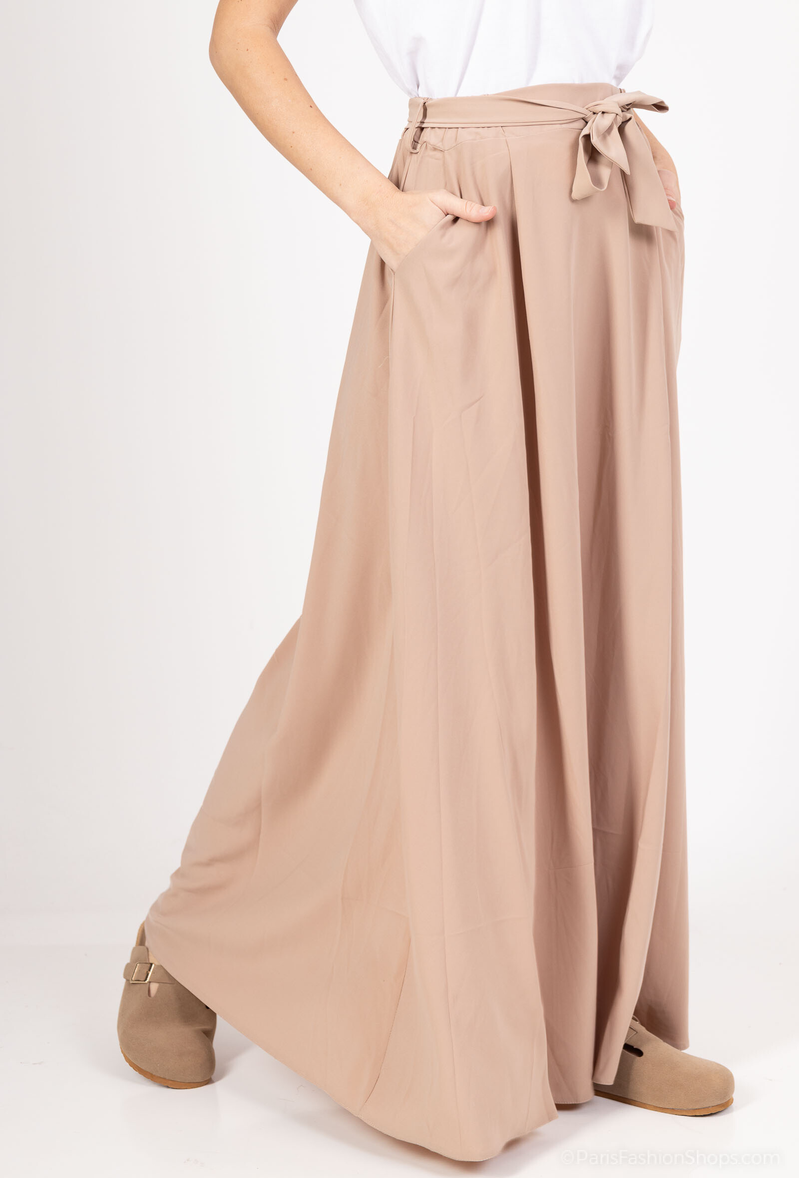 Wholesaler Aawoe Paris® - Flared Skirt in Thick Medina Silk