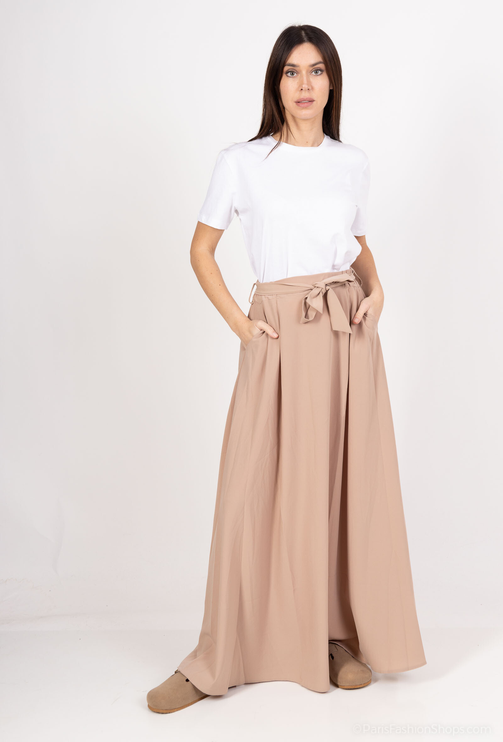 Grossiste Aawoe Paris® - Jupe évasée avec ceinture nouée