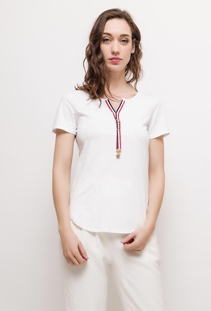 Mayorista ABELLA - Camiseta con detalle tricolor