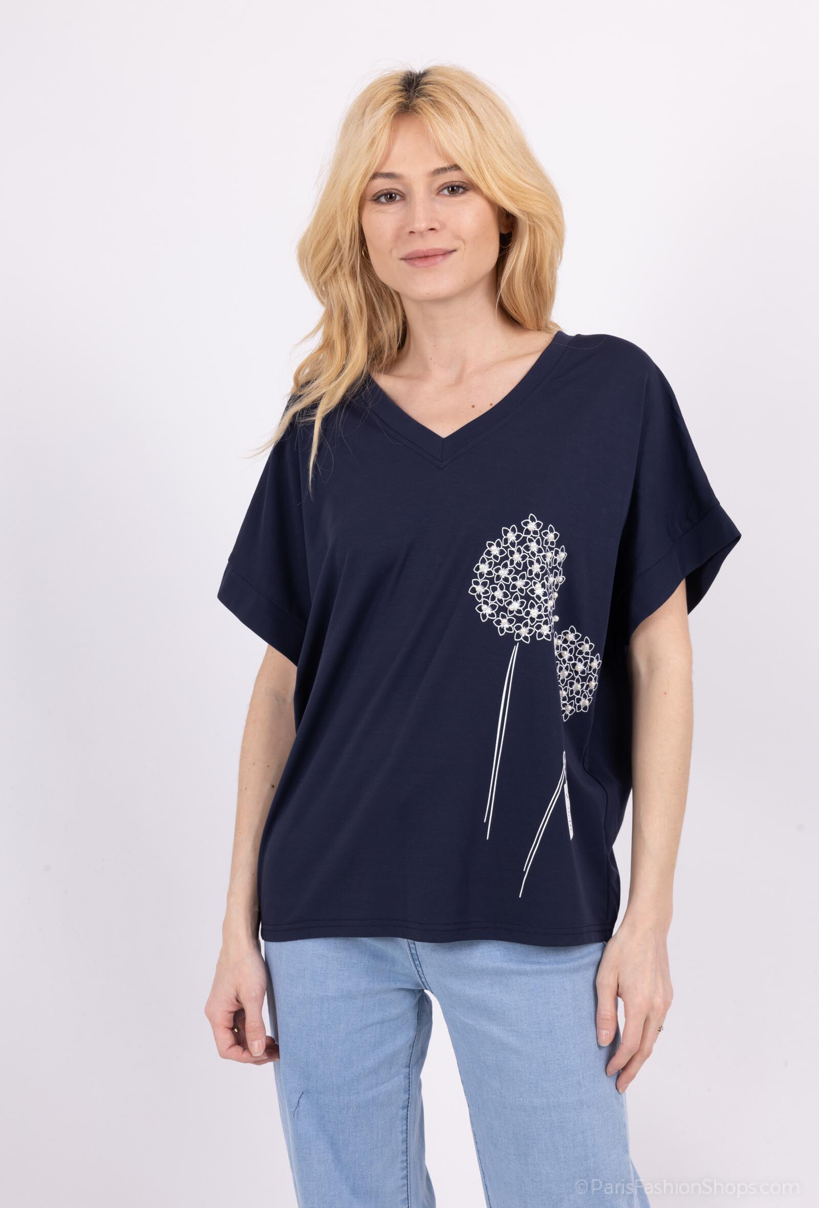 Wholesaler AC BELLE - Dandelion beaded T-shirt