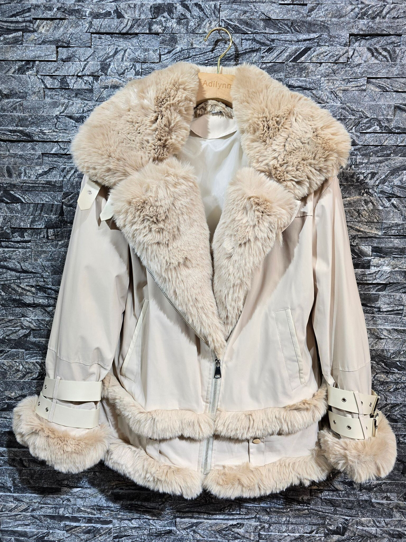 Großhändler Adilynn - Parka aus zwei Materialien mit Kunstpelz, Reißverschluss und Seitentaschen