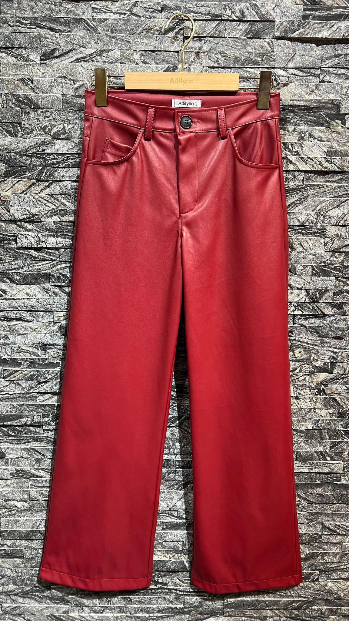 Großhändler Adilynn - Kunstlederhose mit Reißverschluss und Knopfverschluss, fünf Taschen