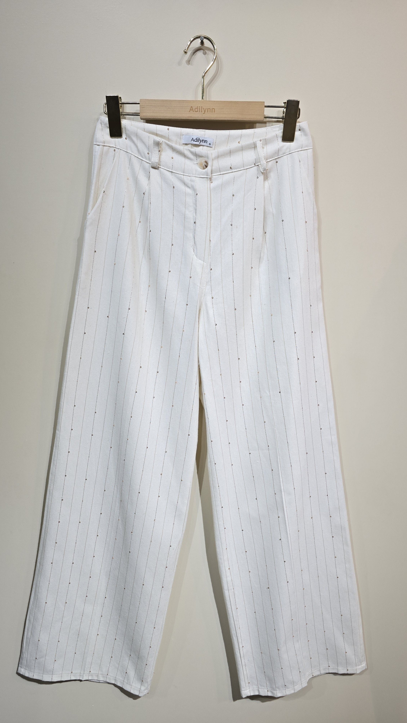 Wholesaler Adilynn - Wide striped pants with shiny sequins, fluid and trendy cut.