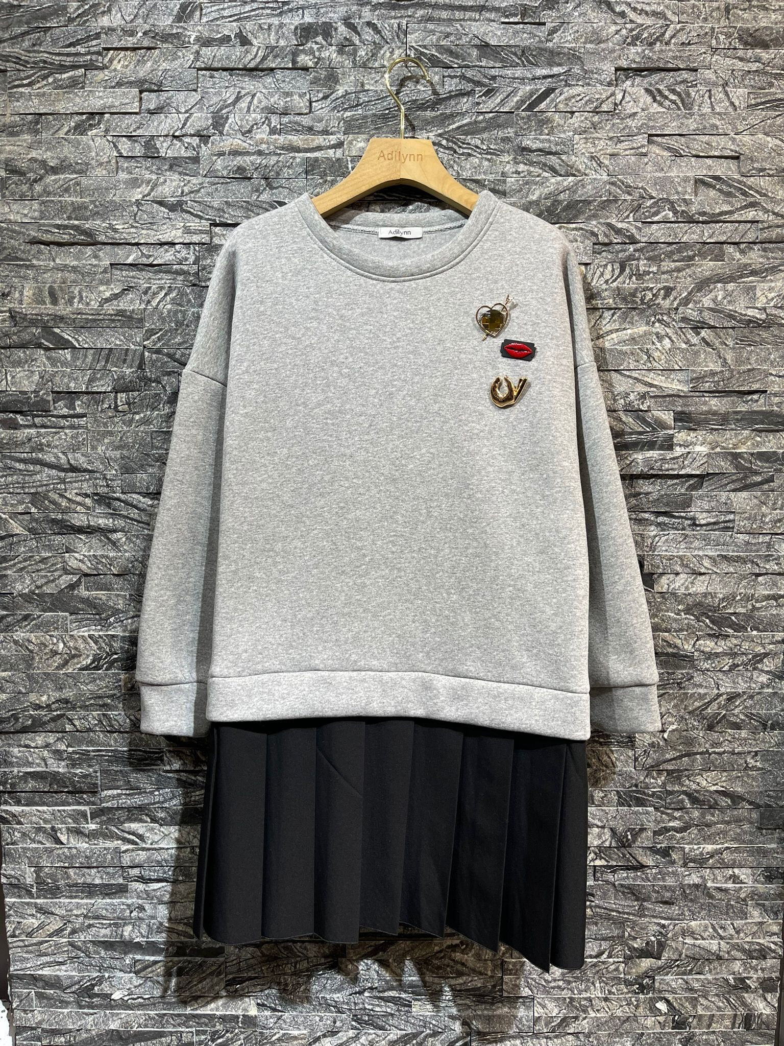 Großhändler Adilynn - Sweatshirt mit integriertem Rock, abnehmbaren Kiefern, runden Hals, langen Ärmeln