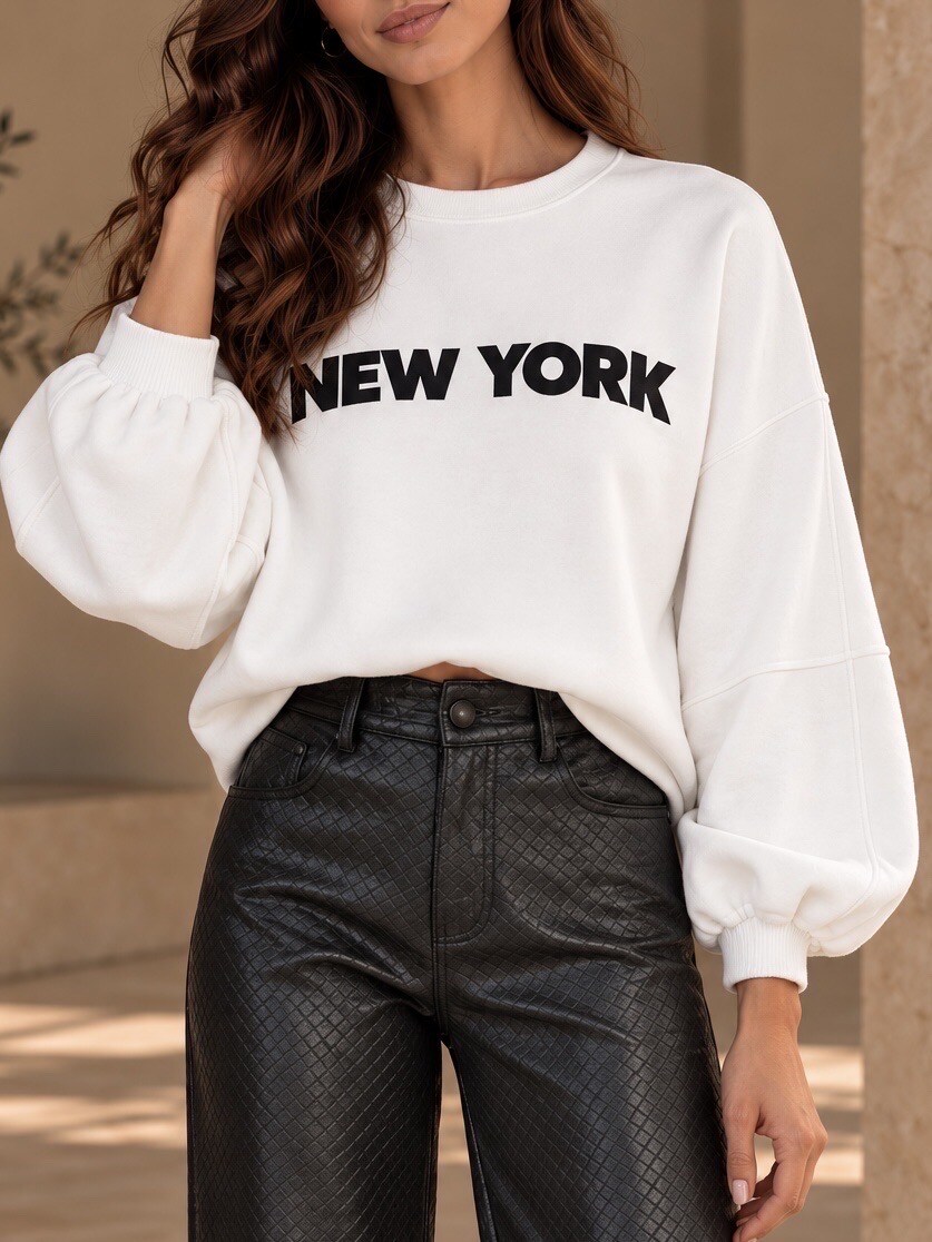 Großhändler Adilynn - Das New York Bedruckte Sweatshirt: ein urbaner und trendiger Stil, ideal für einen lässigen und modernen Alltagslook.