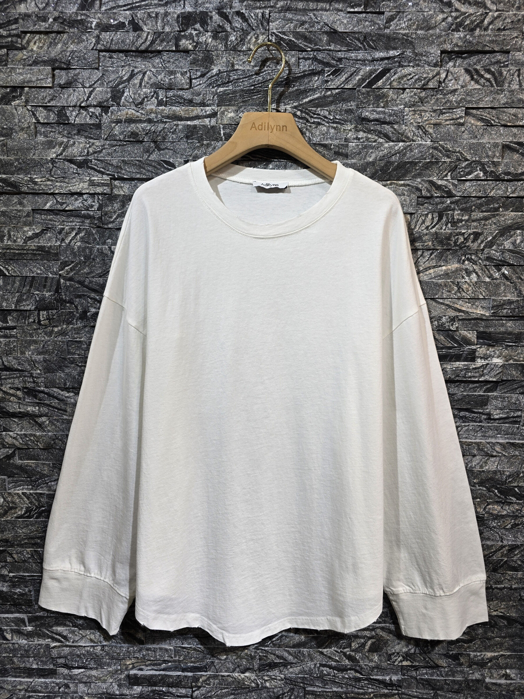 Großhändler Adilynn - Uversize United Cotton T-Shirt mit langen Ärmeln, runden Hals