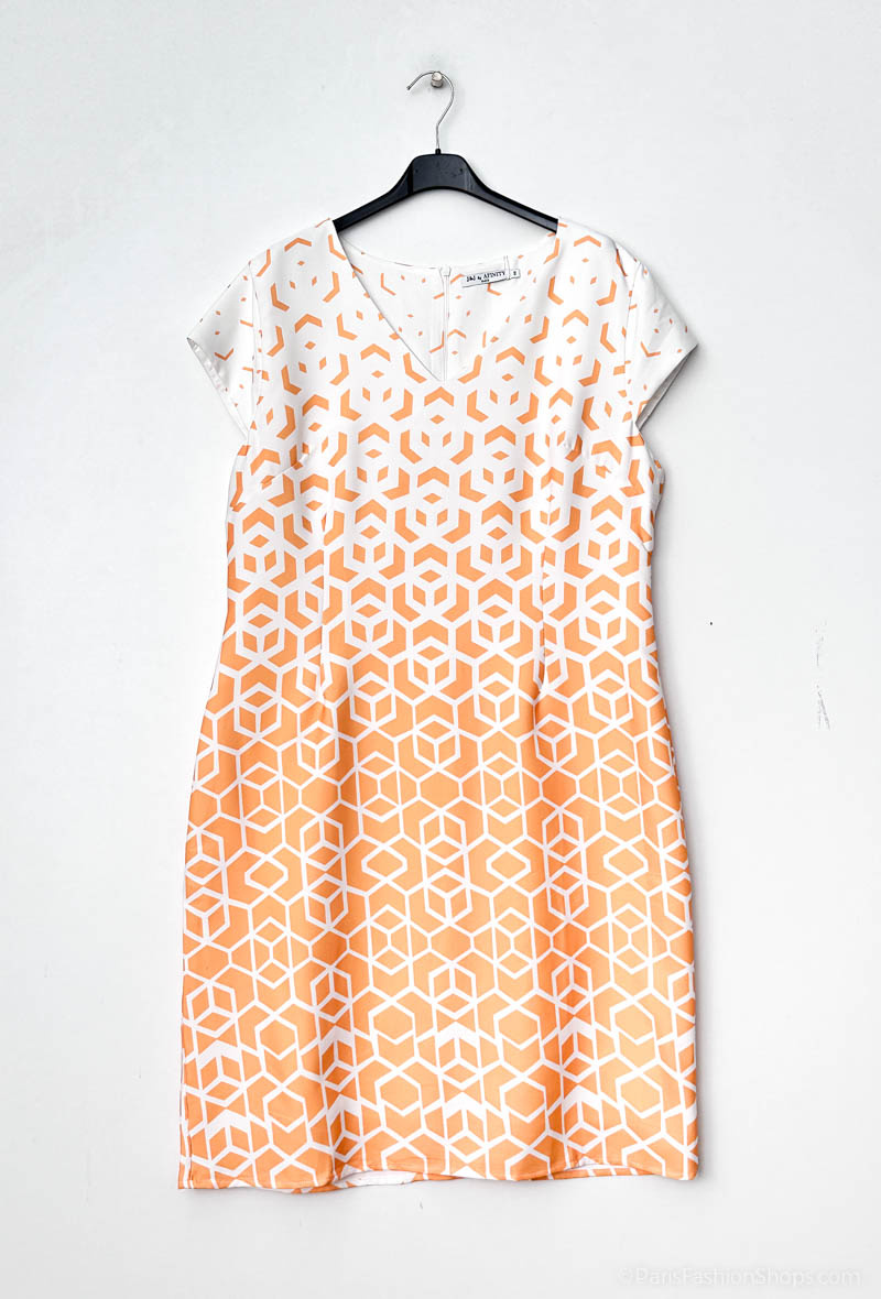 Wholesaler Afinity - Plus size printed shift dress