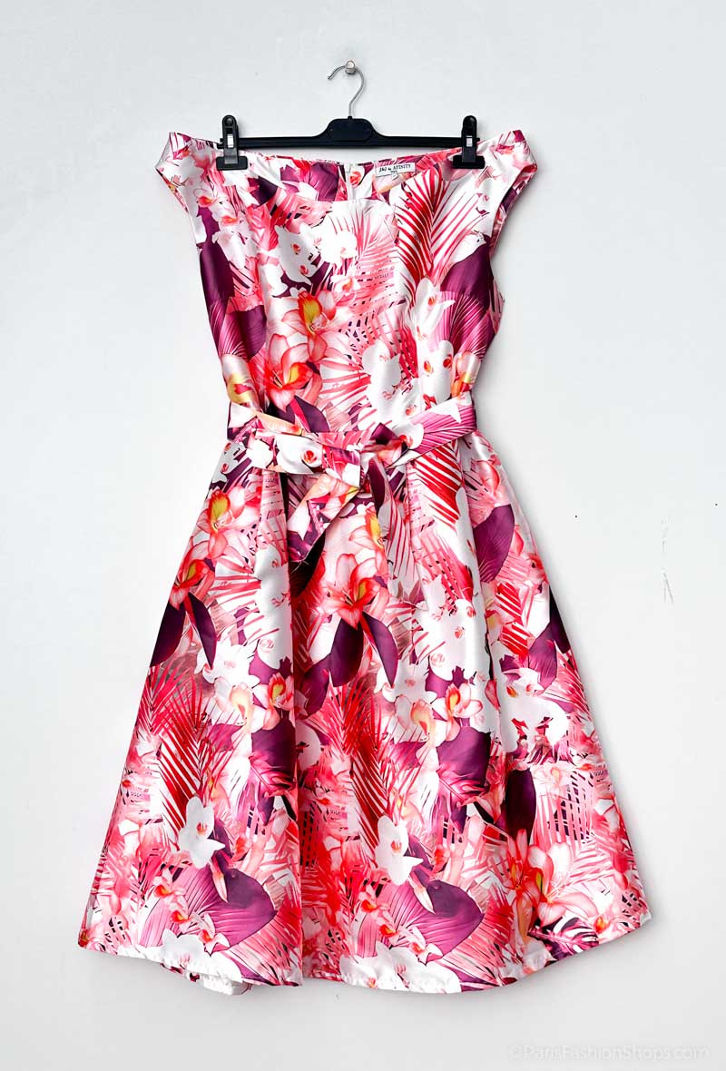 Großhändler Afinity - Plus-Size-Skaterkleid mit Blumenmuster