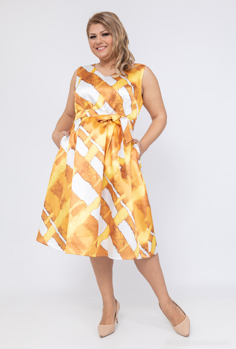 Wholesaler Afinity - Plus Size Skater Cocktail Dress