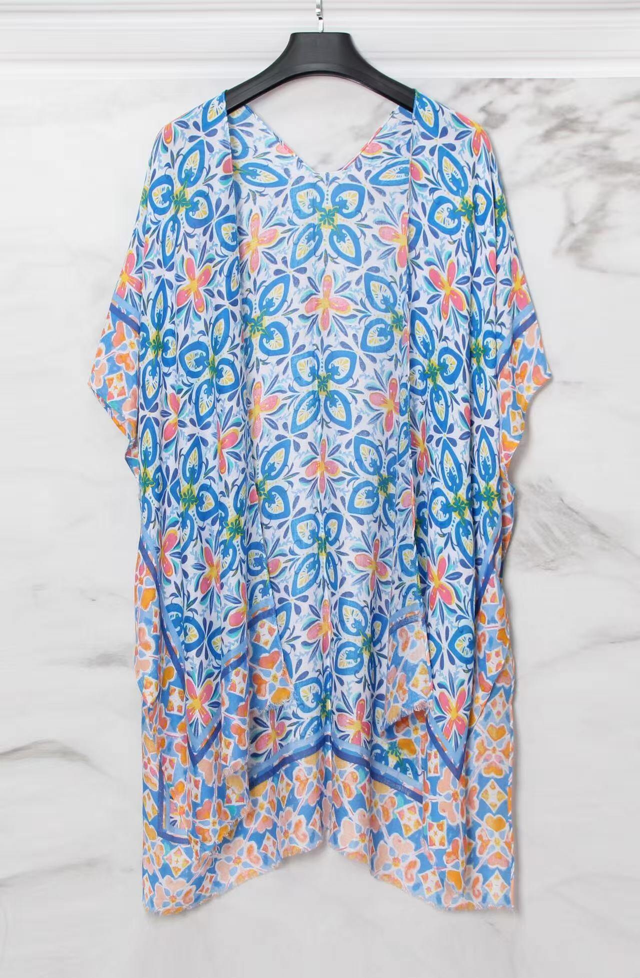 Grossiste AHJ FASHION - PONCHO