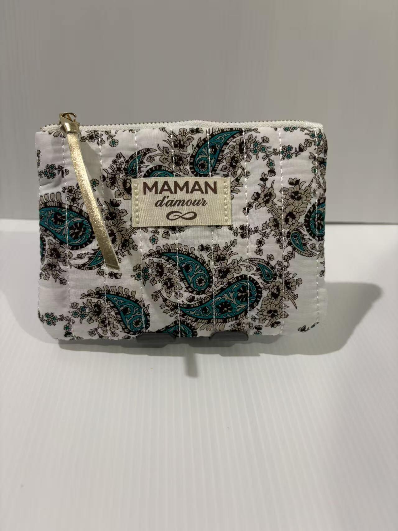 Grossiste AHJ FASHION - Petit maquillage