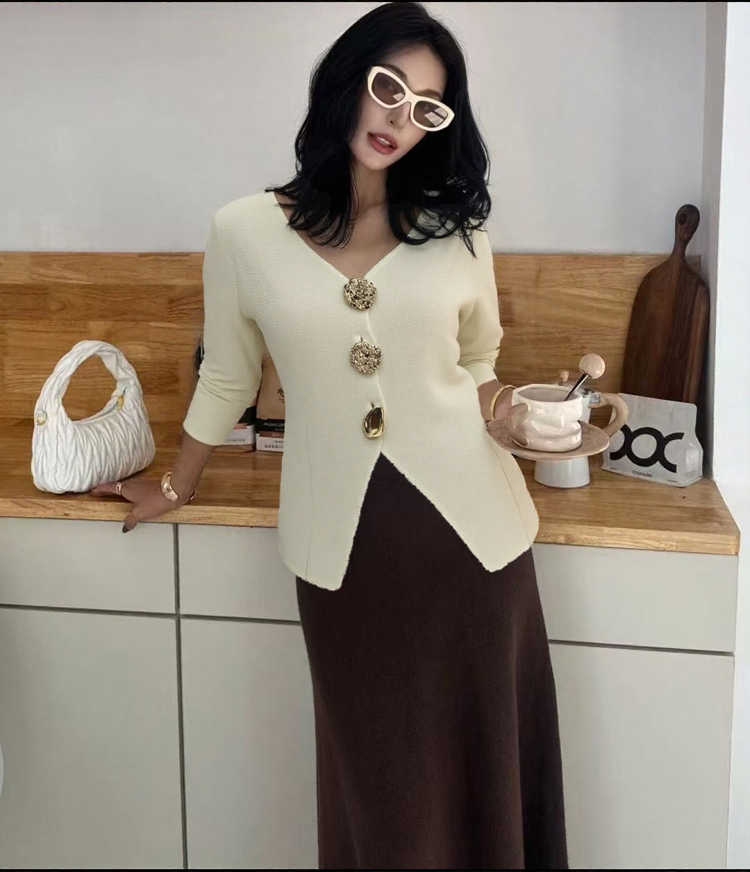 JPU1267, fibre polyester, doublure acrylique, idéale pour vos soirées d'hiver. Fabriquée en Chine, collection Automne/Hiver 2025/2026.