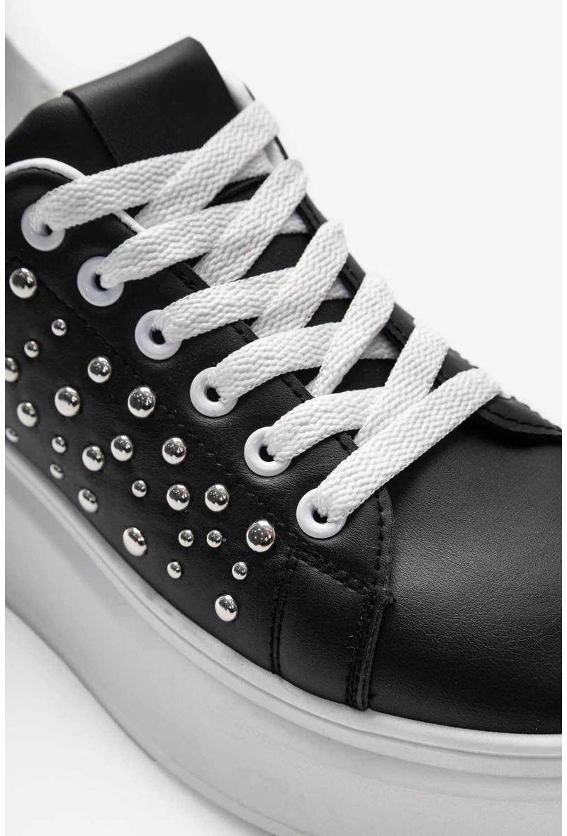 Großhändler ALTAMODA SHOES - Weiße Schuhe mit dicken Sohlen und Nieten