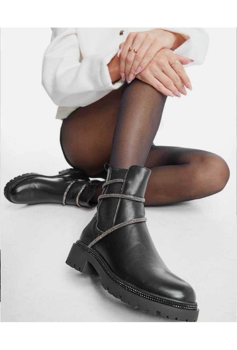 Großhändler ALTAMODA SHOES - Diamantschlaufen umwickeln den Schaft, keine Notwendigkeit für Schnürsenkel bei kurzen Stiefeln