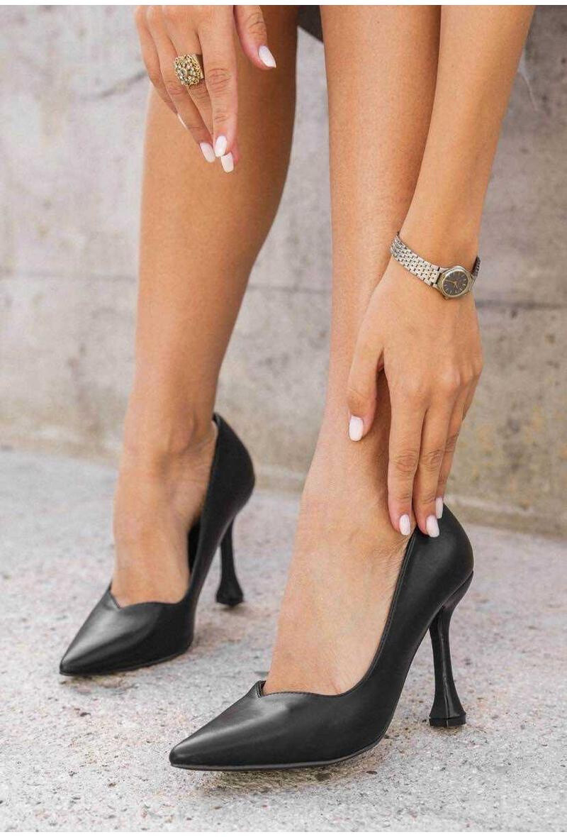 Großhändler ALTAMODA SHOES - Klassische High Heels in Herzform
