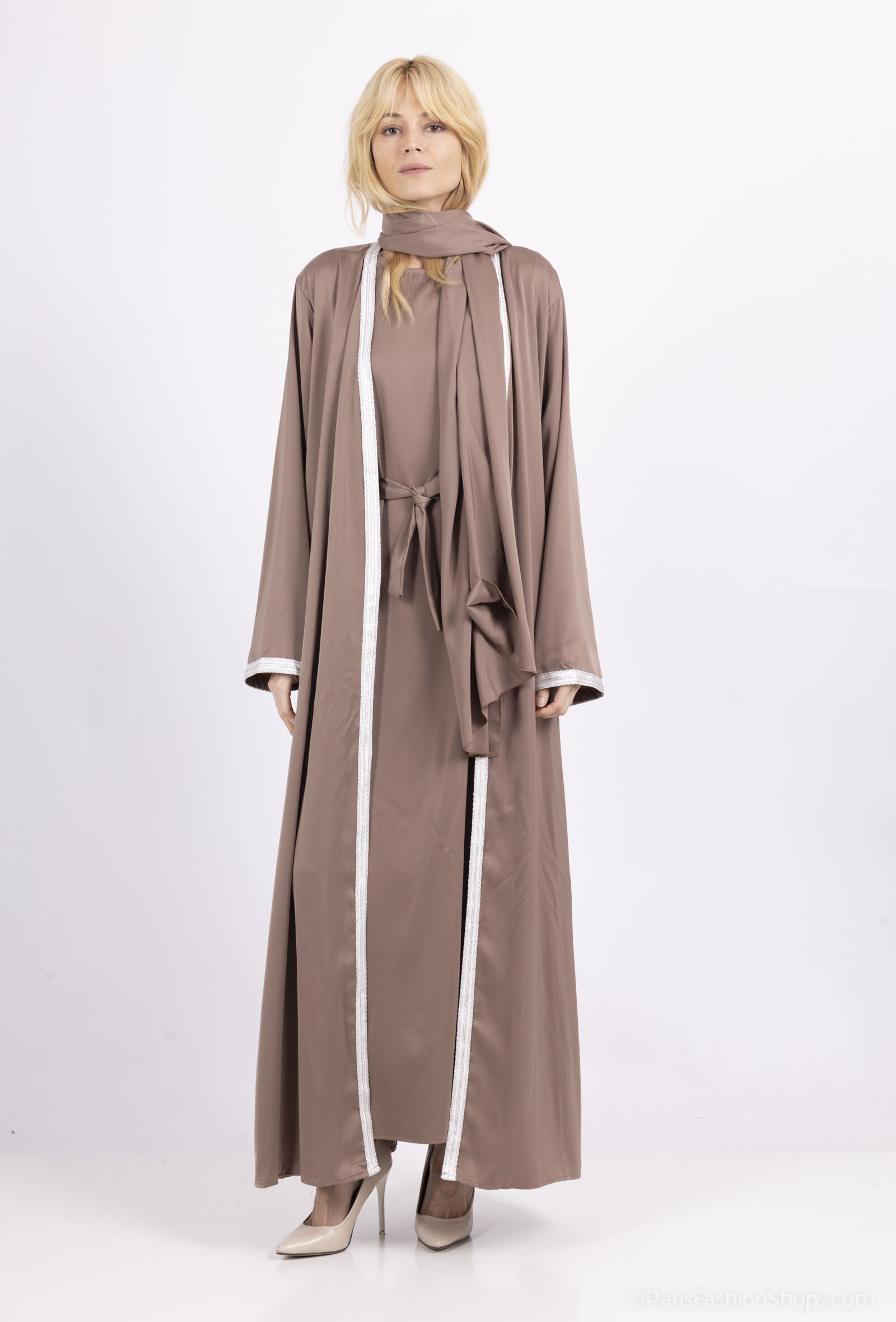 Grossista ALYA - Abaya chic e raffinata per le donne