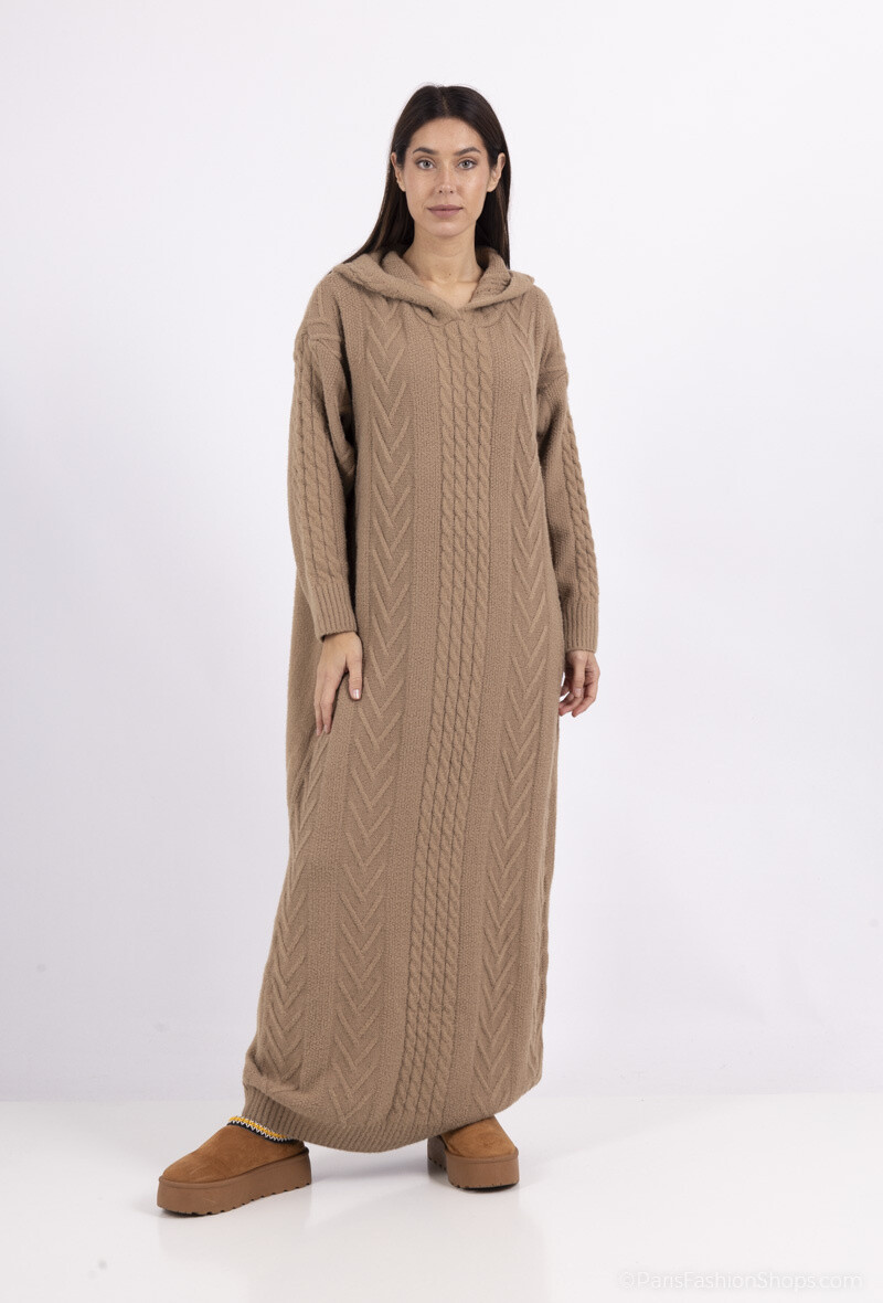 Grossista ALYA - Abito in grossa maglia con cappuccio - Elegante e casual