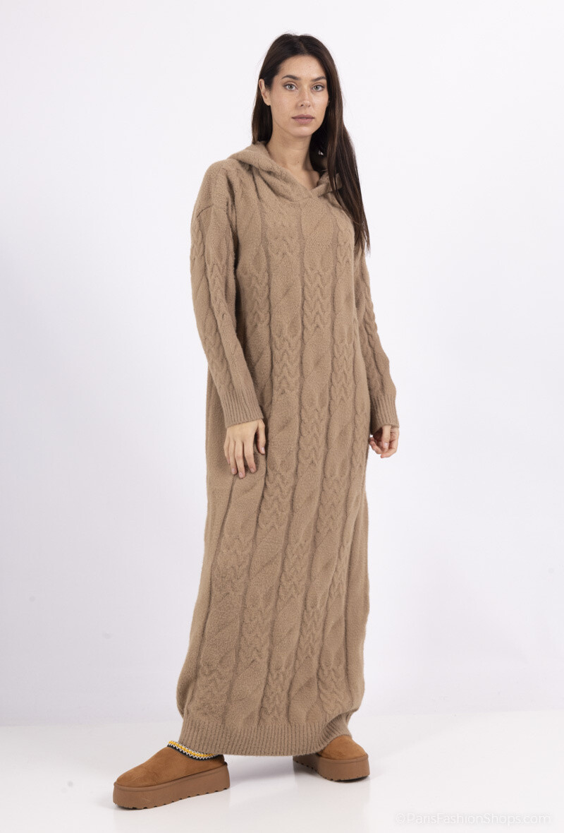 Grossista ALYA - Abito in maglia spessa con cappuccio: stile e comfort