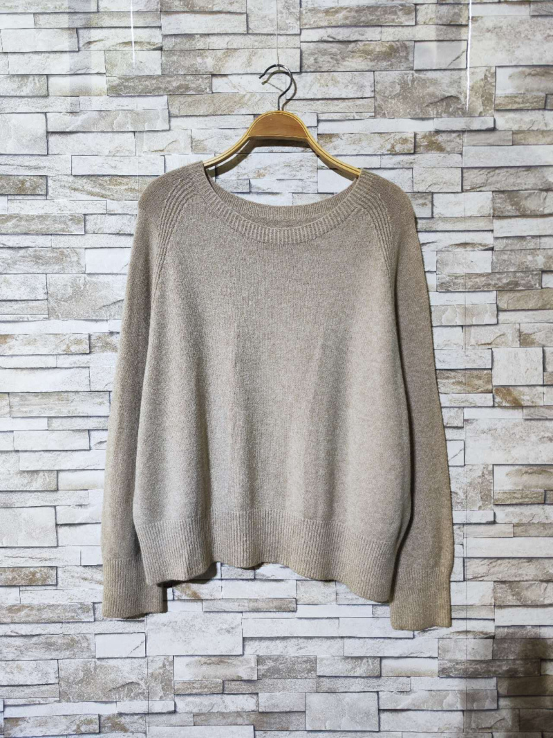 Wholesaler Alyra - Premium women's sweater