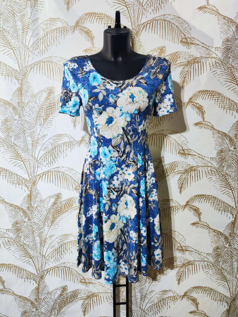 Wholesaler Alyra - Printed skater dress