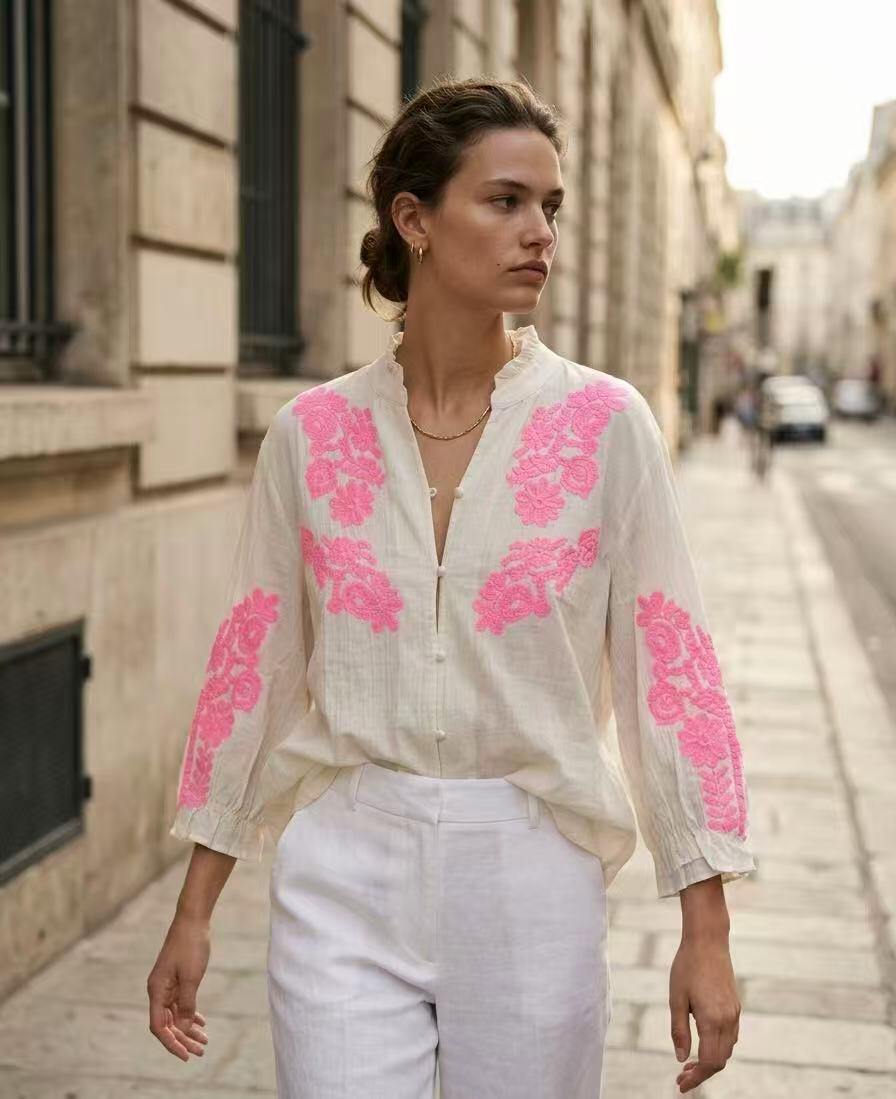 Wholesaler ALYSSA srl - EMBROIDERED SHIRT WITH THREE-QUARTER SLEEVES