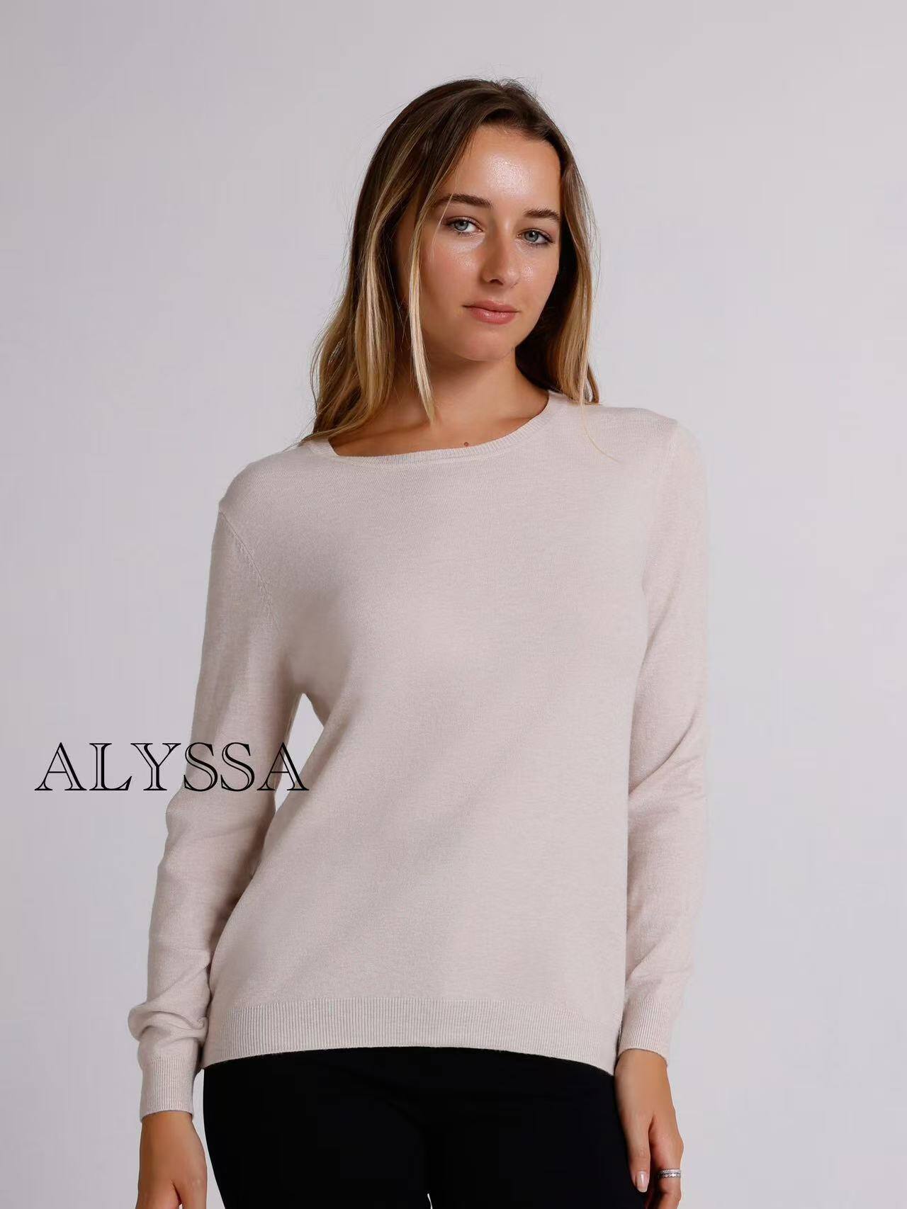 Großhändler ALYSSA srl - Klassisches T-Shirt mit Rundhalsausschnitt