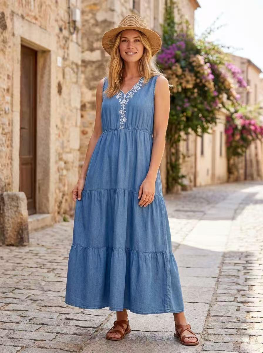 Wholesaler ALYSSA srl - WOMEN'S LONG DRESS 100% TENCEL EMBROIDERED