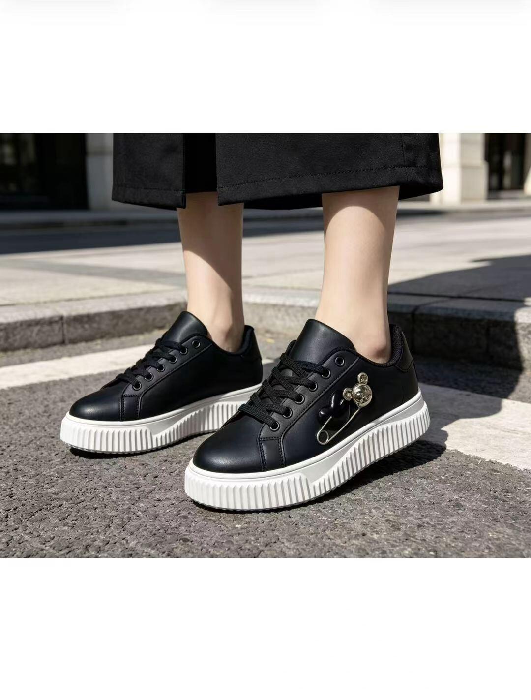 Grossiste AMANDA SHOES - BASKETS TENDANCE