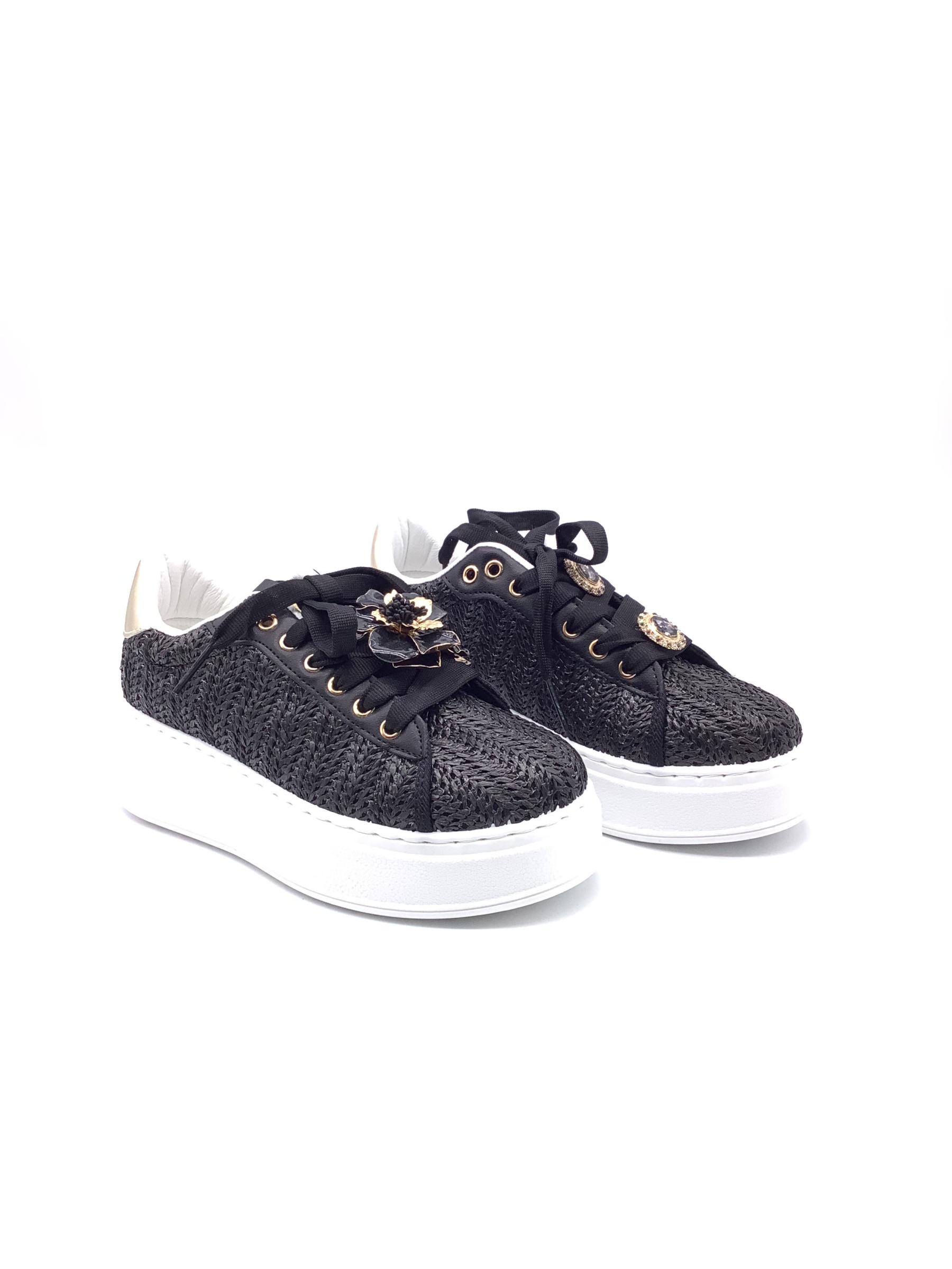 Mayorista AMANDA SHOES - ZAPATILLAS DEPORTIVAS CON ACCESORIOS