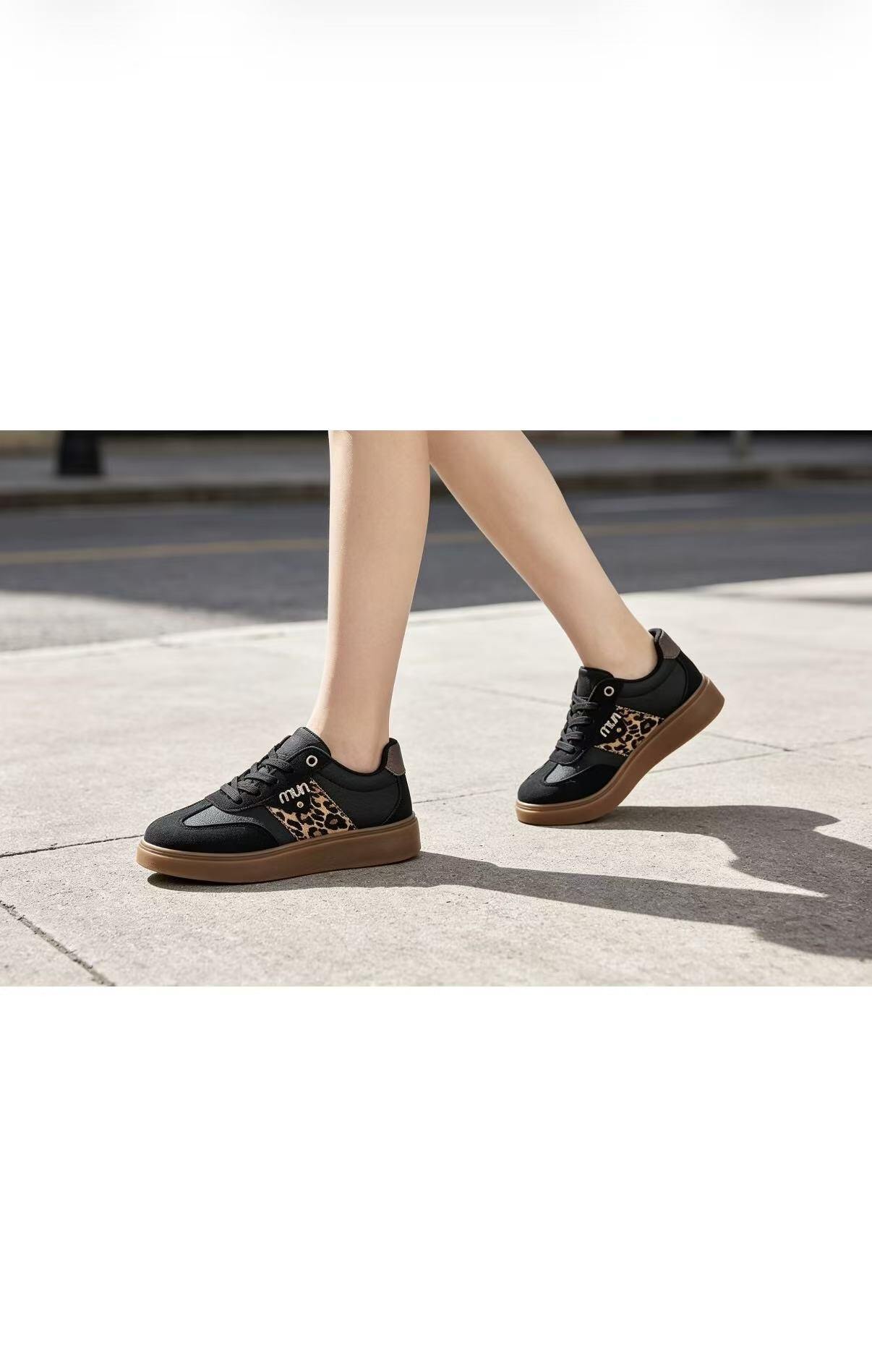 Mayorista AMANDA SHOES - Zapatillas bajas de piel sintética y ante con cordones