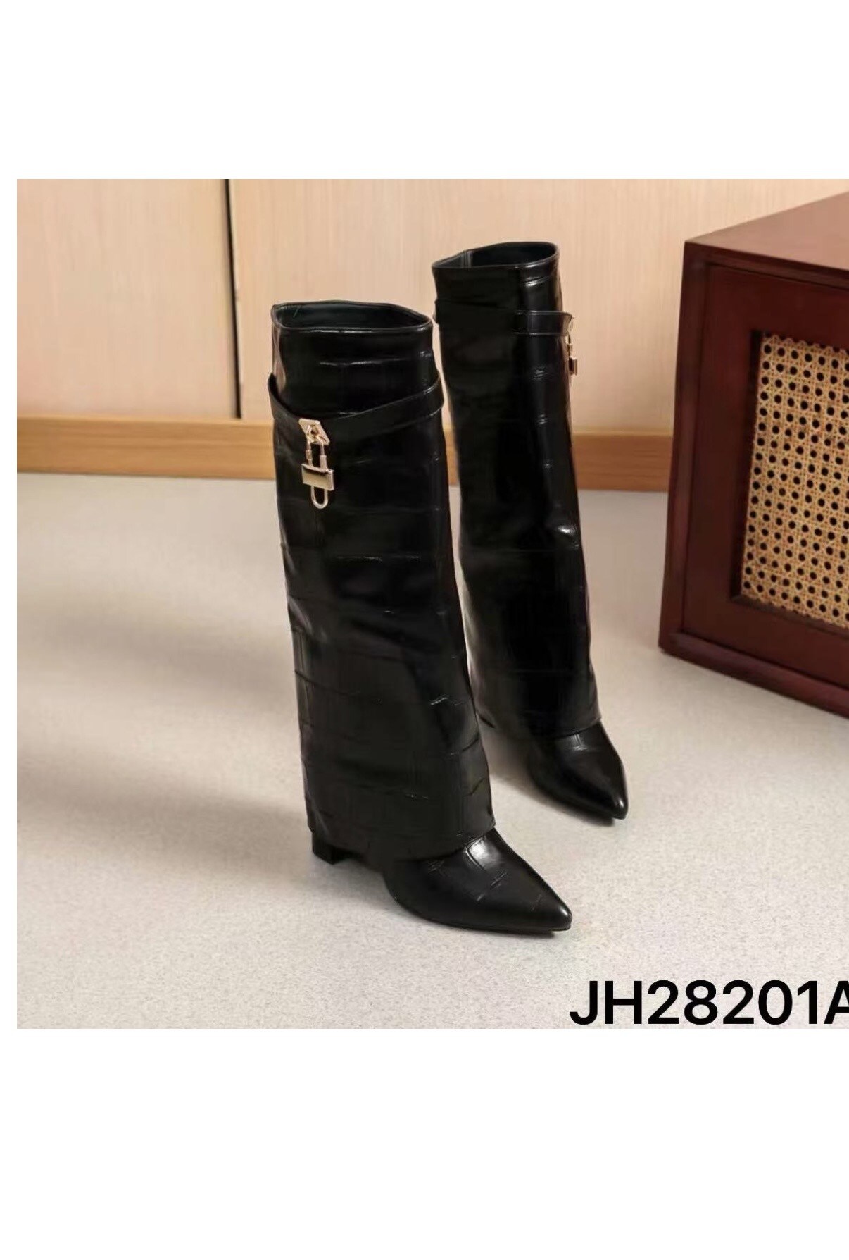 Grossiste AMANDA SHOES - Botte haute à talon large avec fermeture à demi-zip