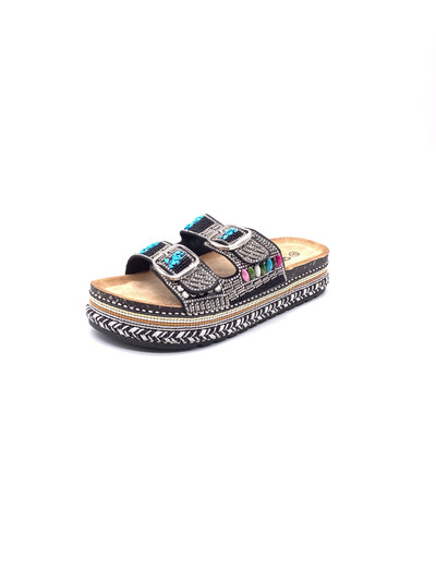 Grossista AMANDA SHOES - Ciabatte con pietrine colorate Grossista AMANDA SHOES - Ciabatte con pietrine colorate