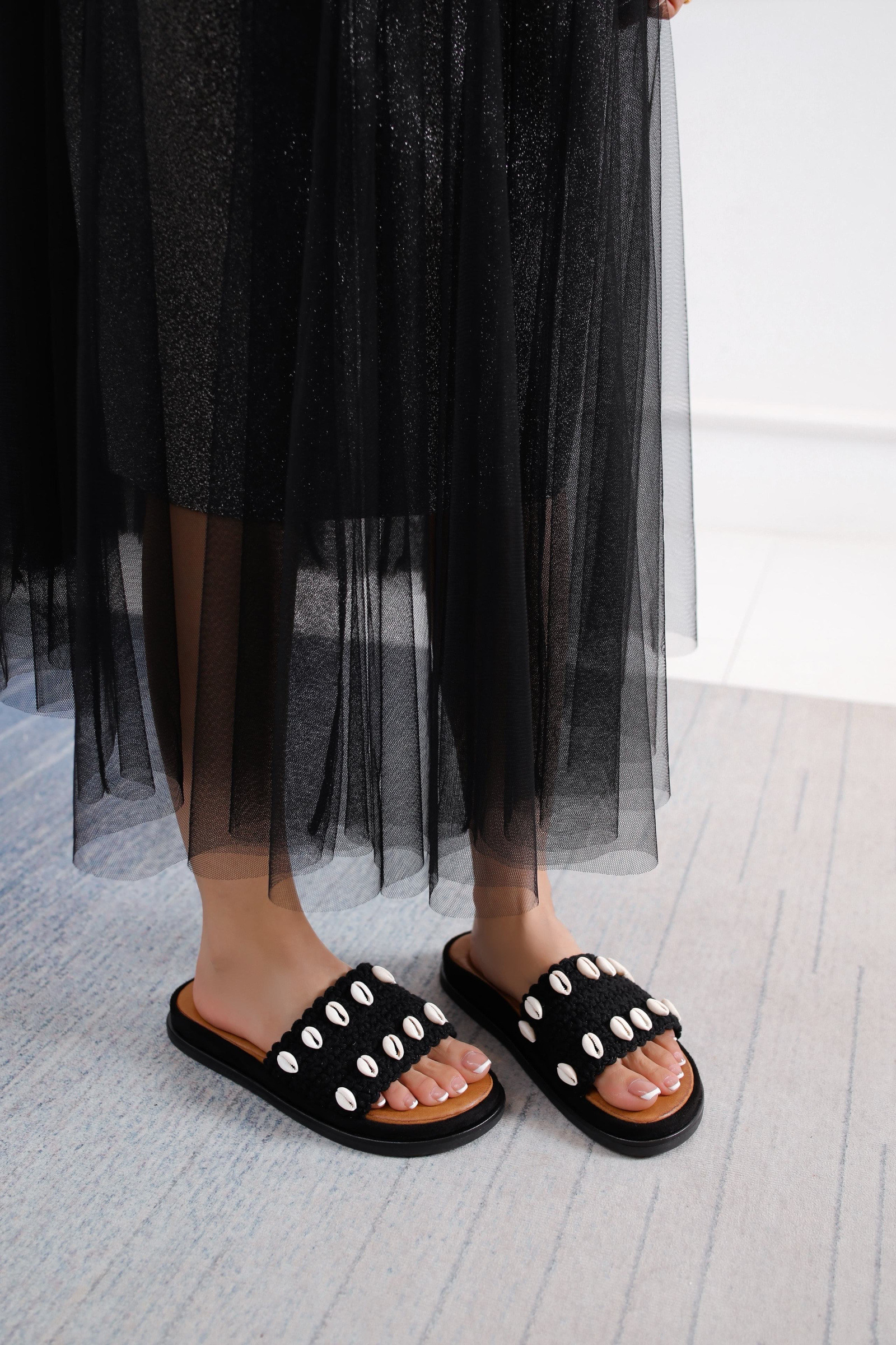 Wholesaler AMANDA SHOES - COTTON BAND SLIDES WITH SHELL ACCESSORIES AND 3 CM THICK SOLE