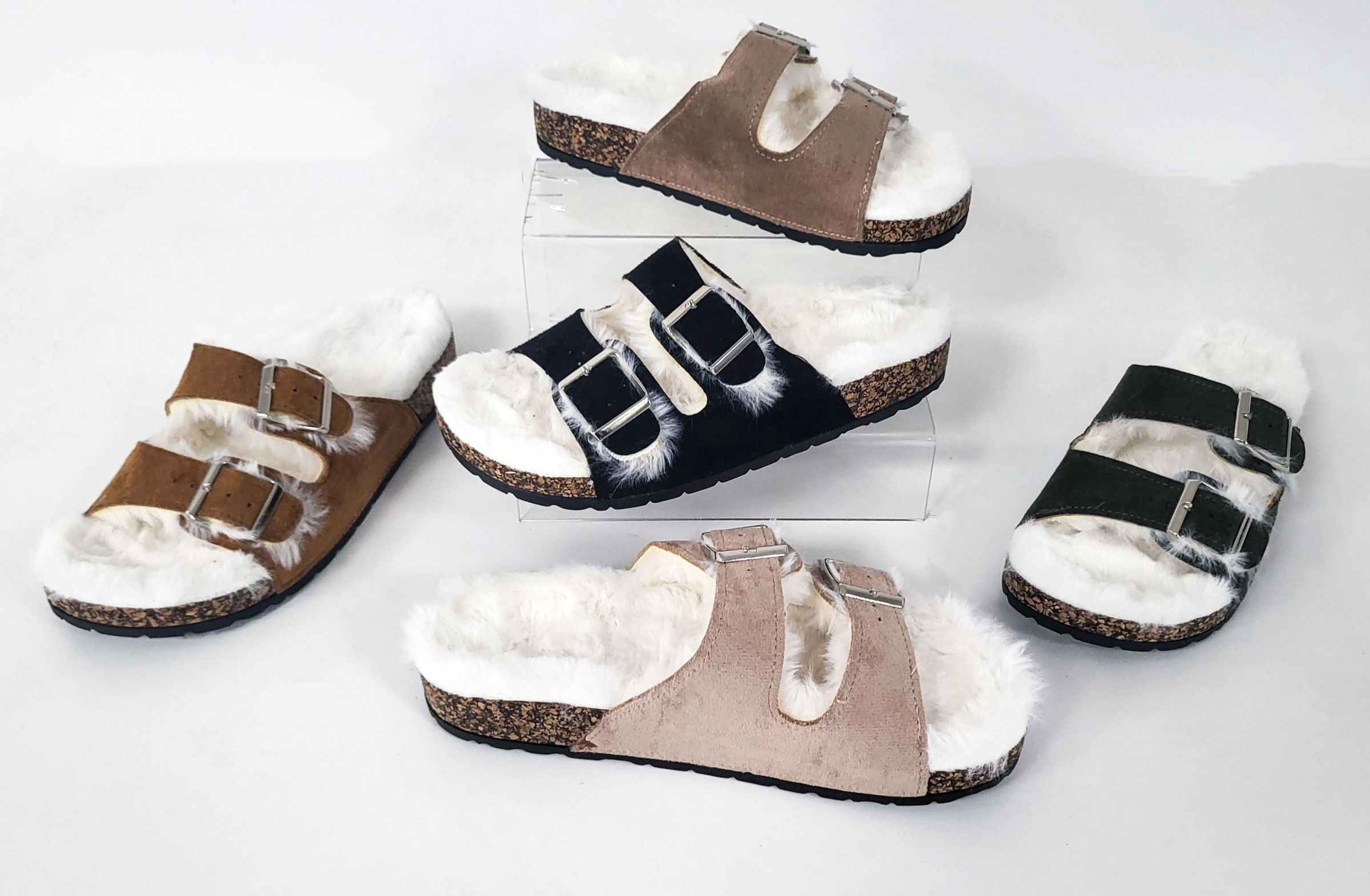 Grossiste AMANDA SHOES - Mules avec fourrure et boucles