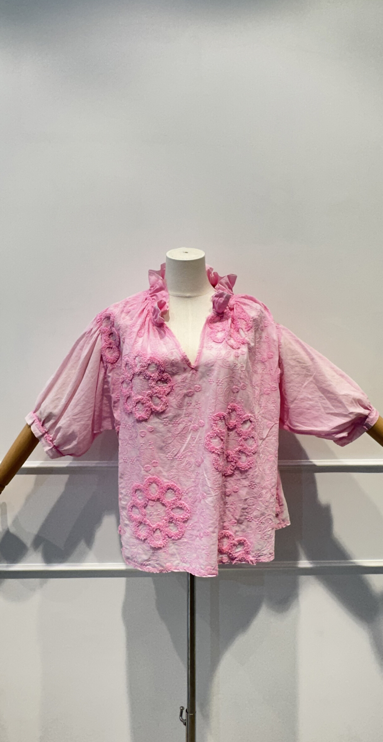 Wholesaler AMARIA - Embroidered blouse with puffy sleeves embossed in relief