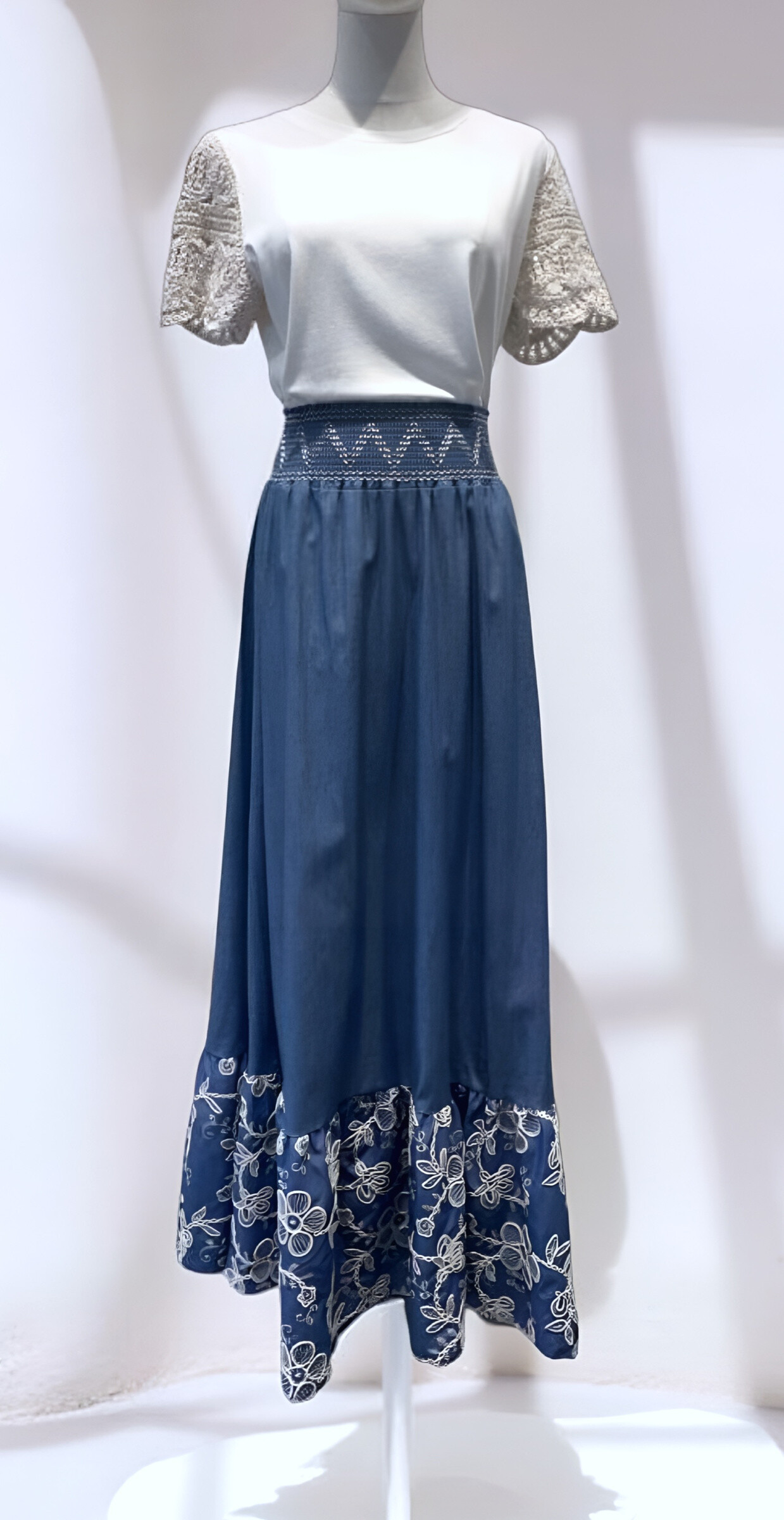 Wholesaler AMARIA - Large Denim Effect Skirt Embroidered Flower motif