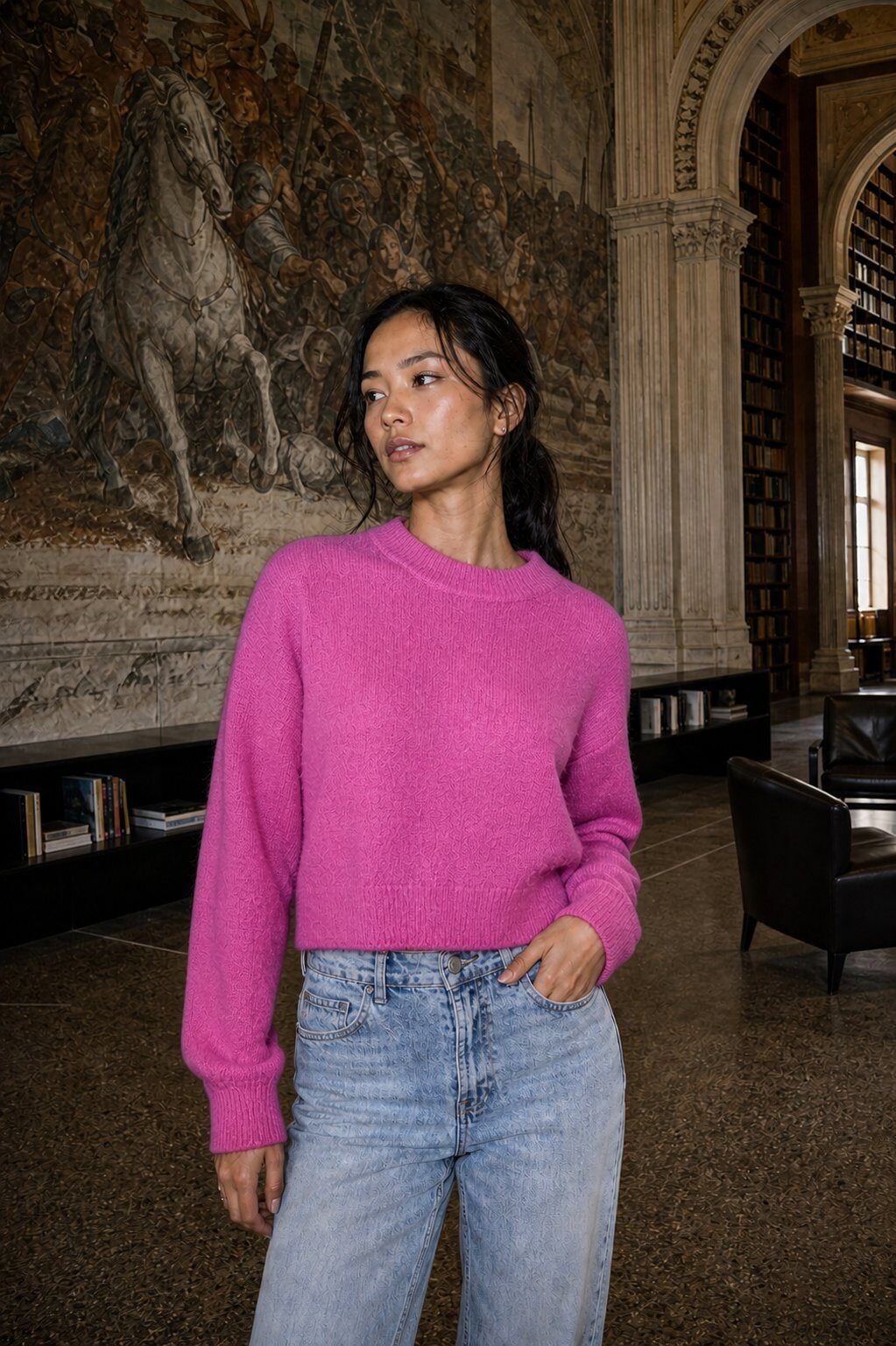 Grossiste AMARIA - Pull Cropped Qualité Premium – Col Montant Maille Douce- coupe oversize- ALPAGA / LAINE